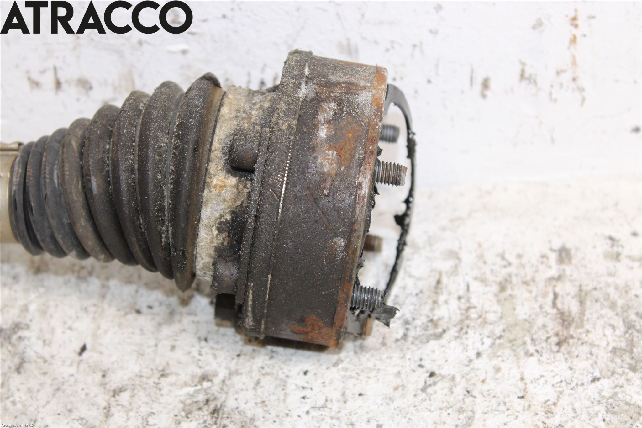 Audi A3/S3 05-13 Drivaksel Foran Kompl Venstre