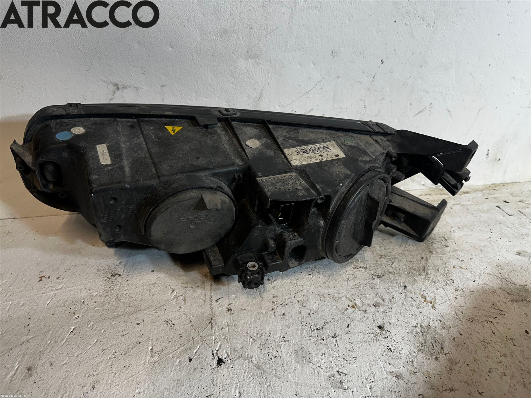 Citroen C4 PICASSO 14-18 Frontlykt Høyre