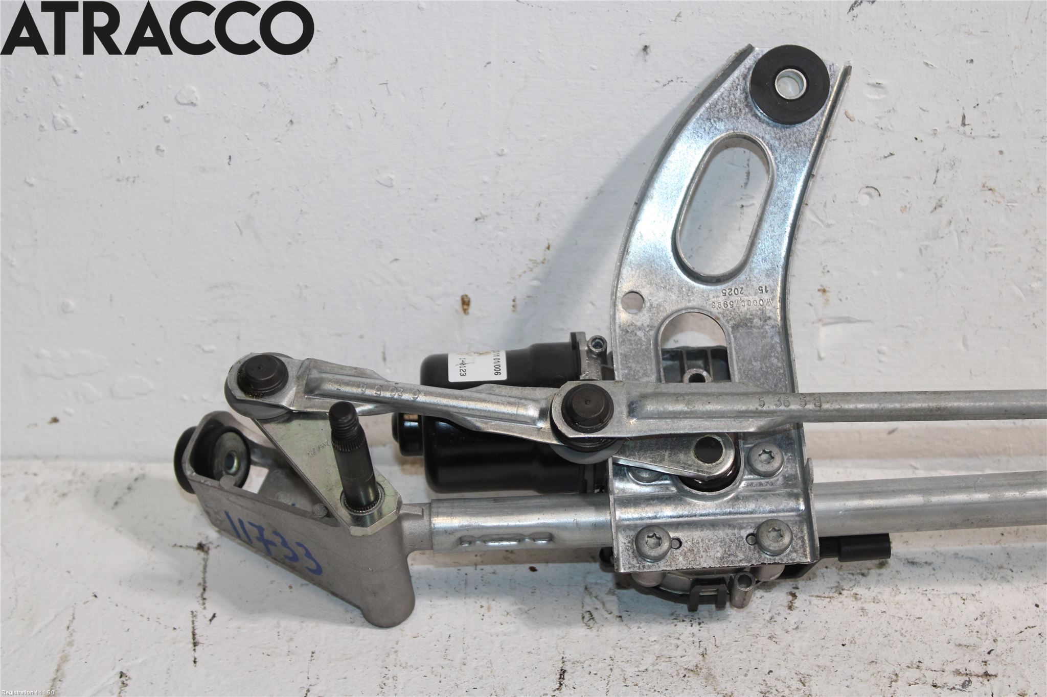 Mercedes-Benz MB EQB (X243) 22- Viskermotor Frontrute