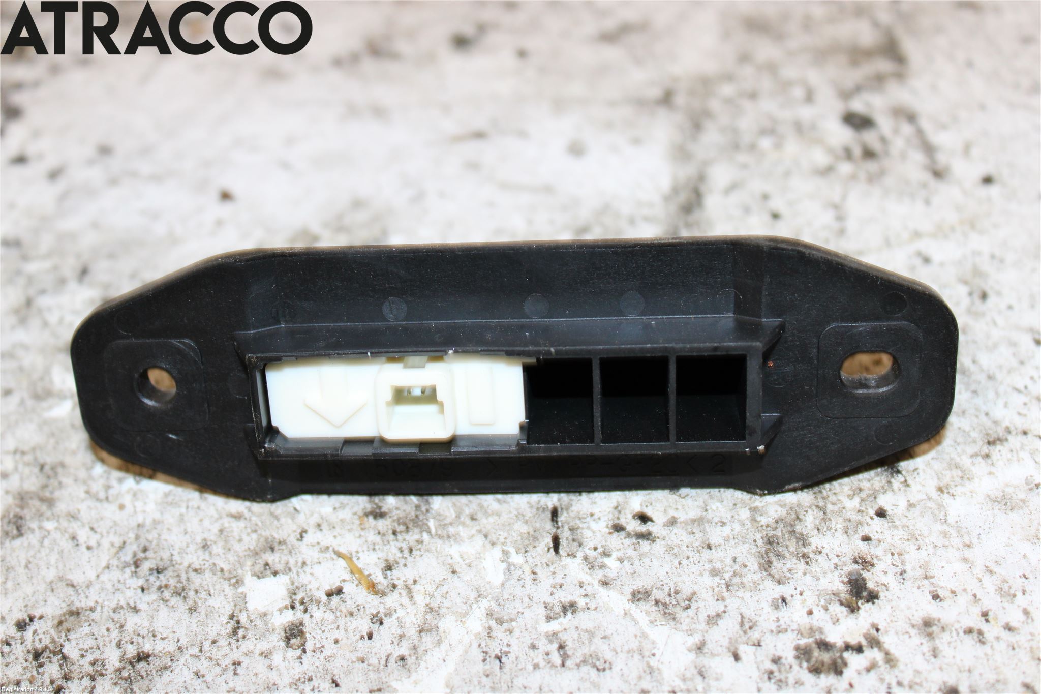 Toyota AURIS 13-19 Bakluke Handtak Ytre