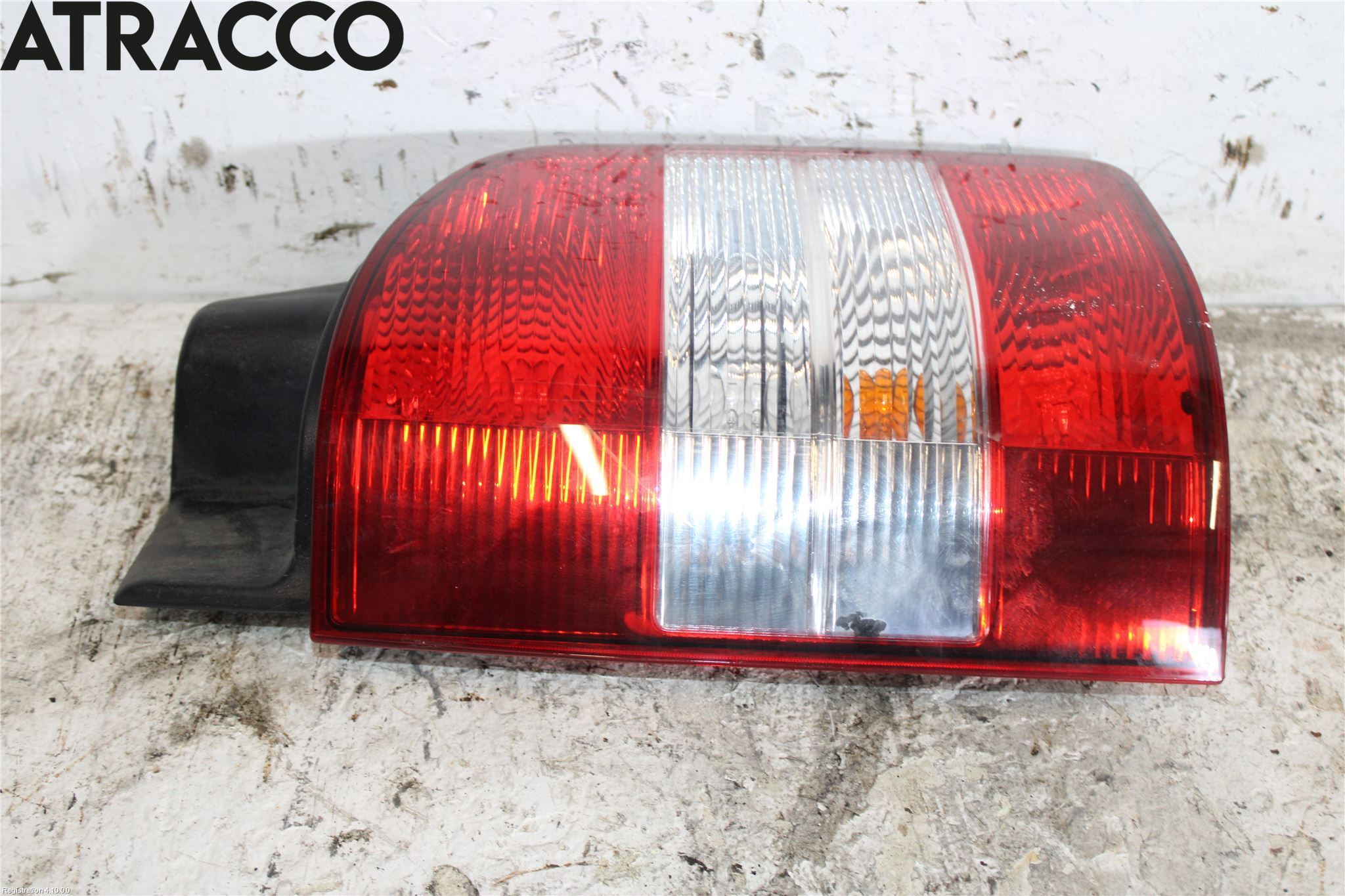 Volkswagen VW TRANSP/CARAVELLE (T5) 04-15 Baklykt Venstre