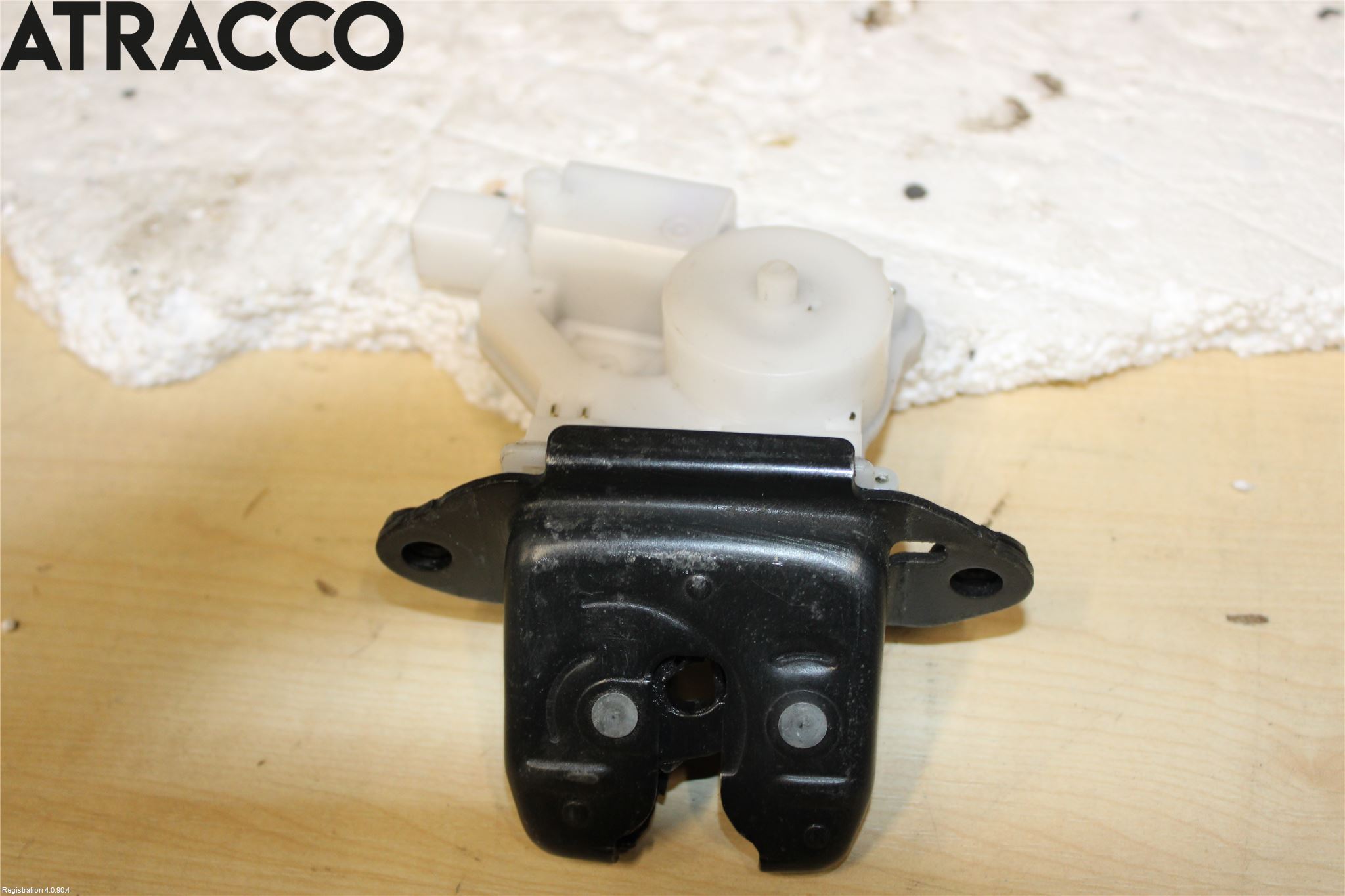 Nissan QASHQAI 14-17 Bakluke-Lokk Låsekasse