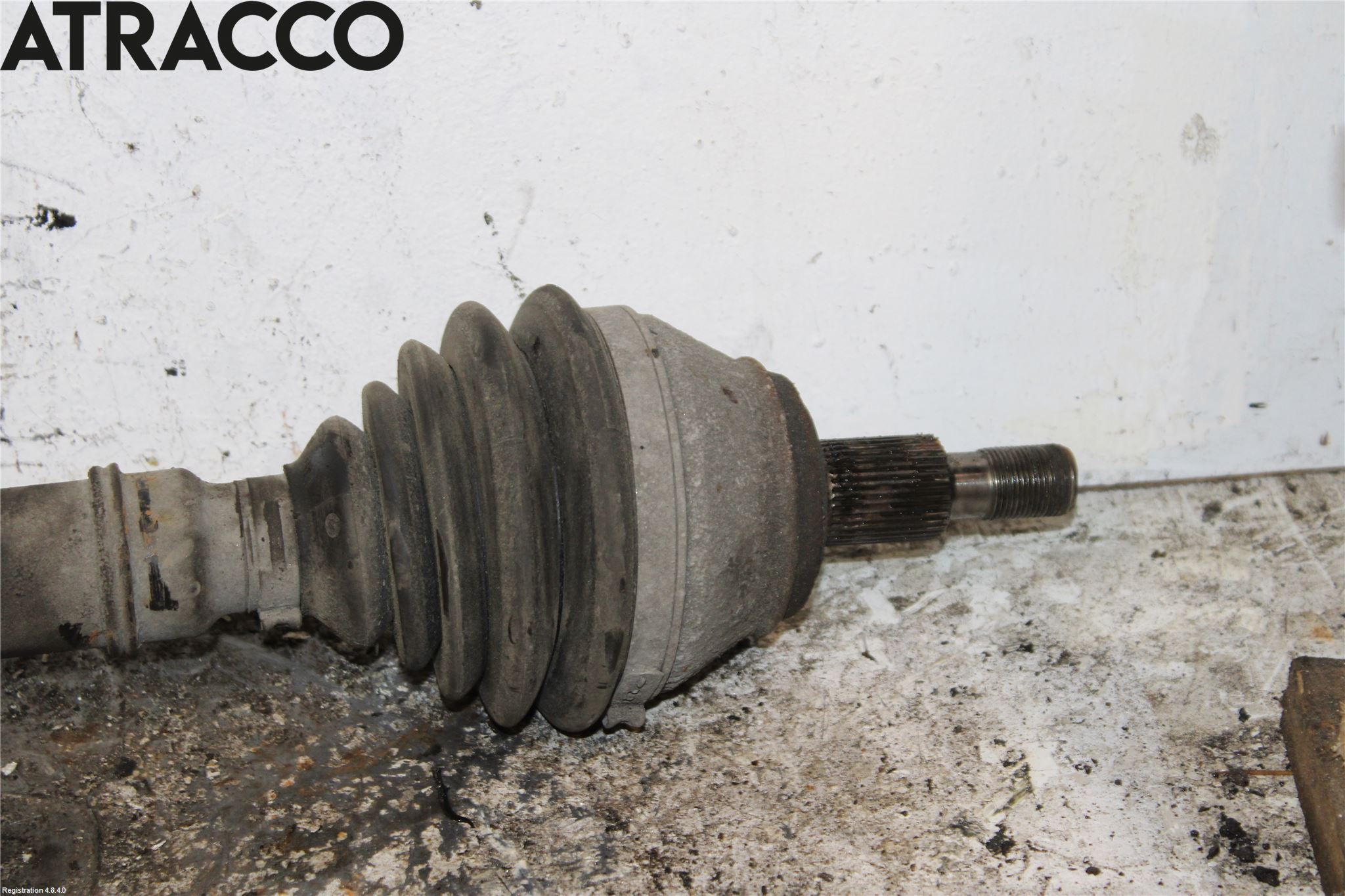 Volkswagen VW GOLF IV 98-06 Drivaksel Foran Kompl Høyre