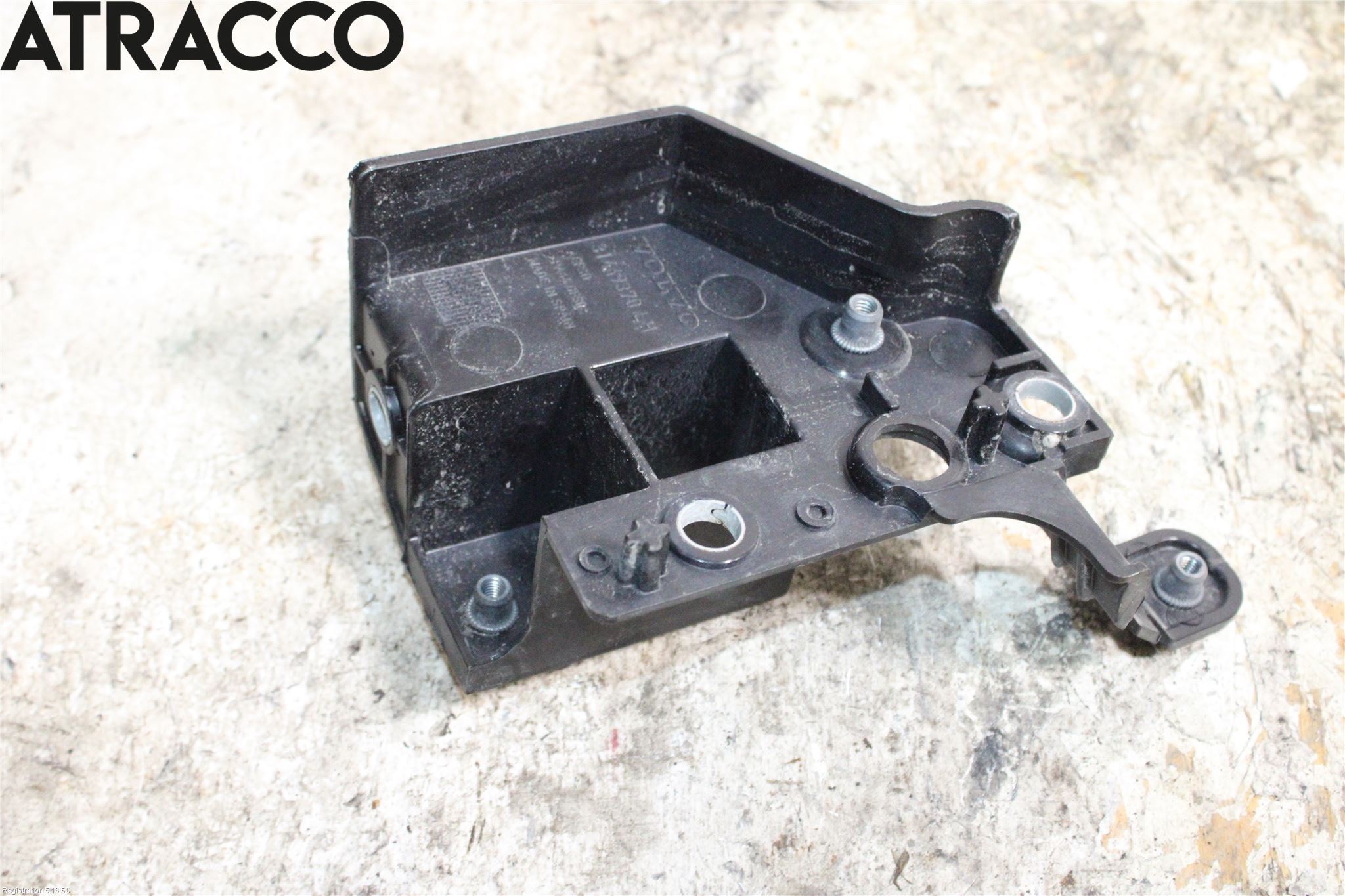 Volvo XC40/RECHARGE 18- Radiator Feste - Ramme - Bjelk