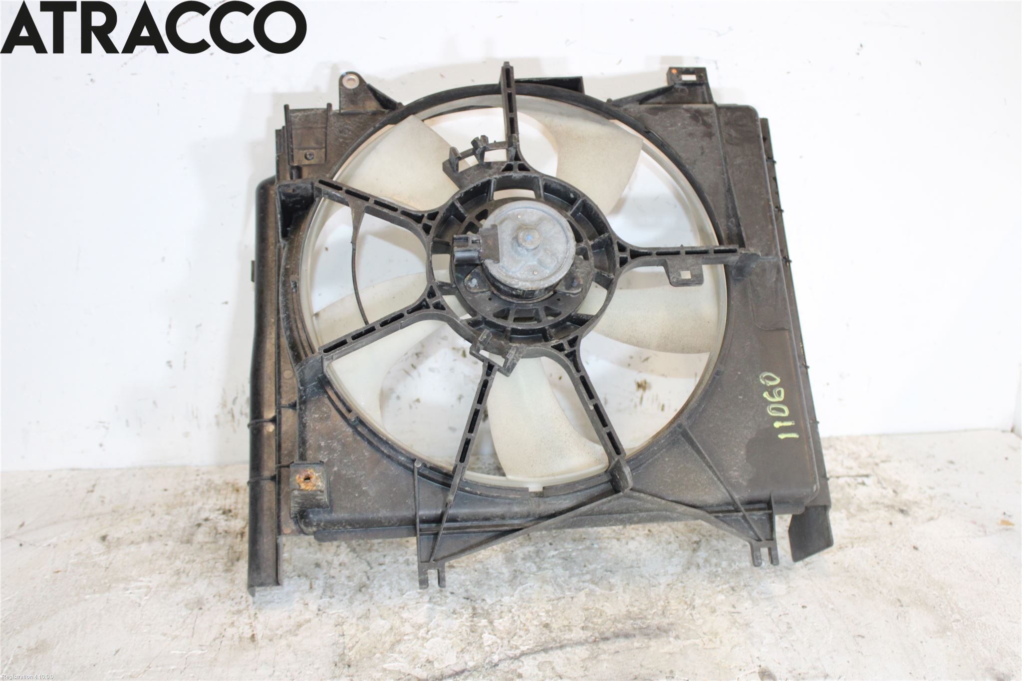 Mitsubishi SPACE STAR 98-05 Kjølevifte Elektrisk