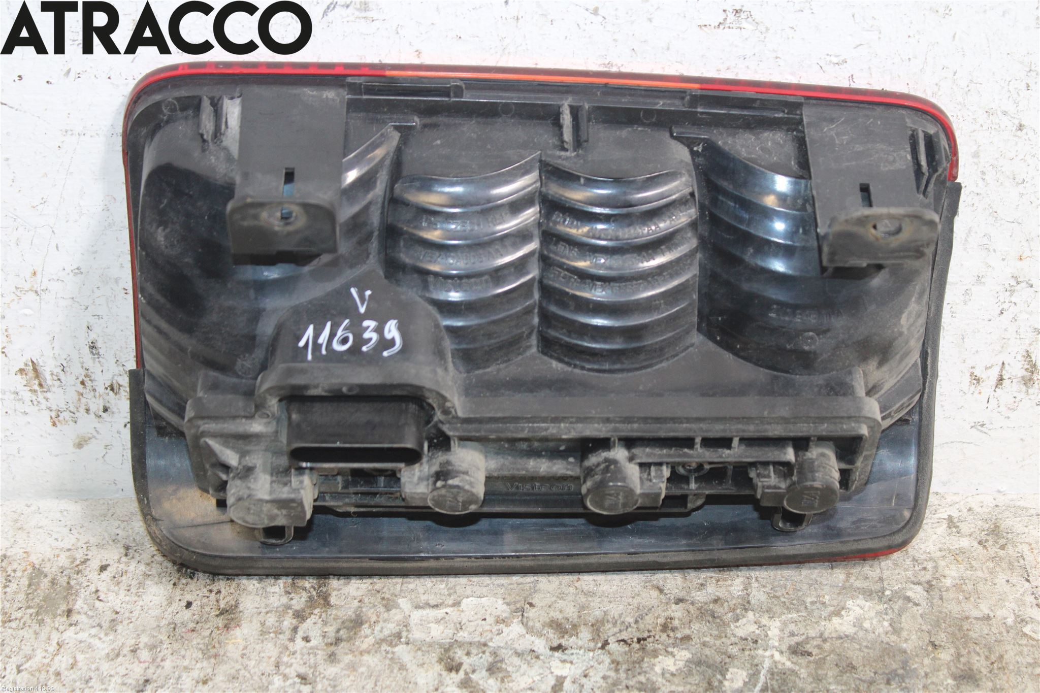 Volkswagen VW CADDY      04-10 Baklykt Venstre