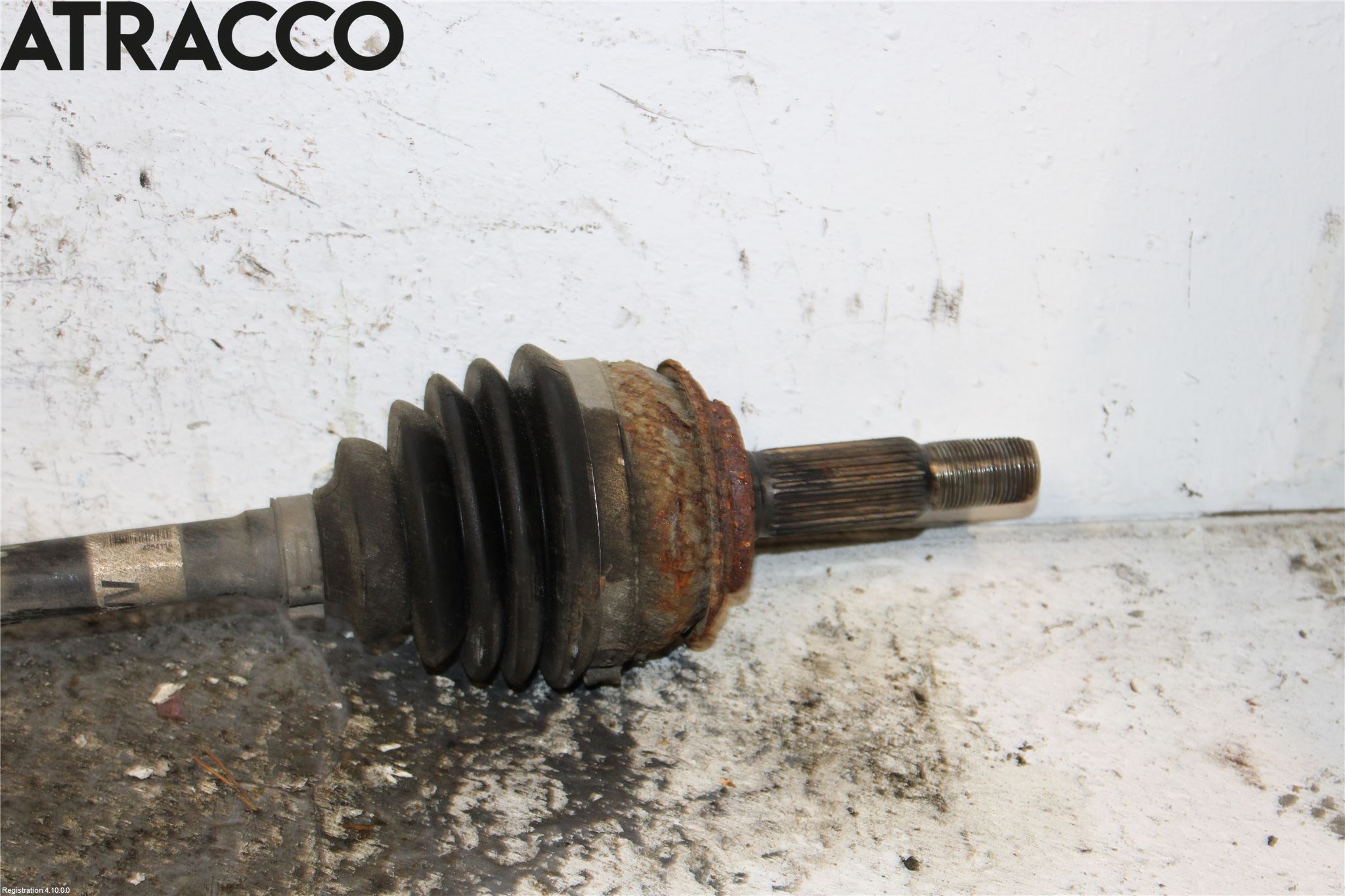 Toyota YARIS XP130 15-20 Drivaksel Foran Kompl Venstre