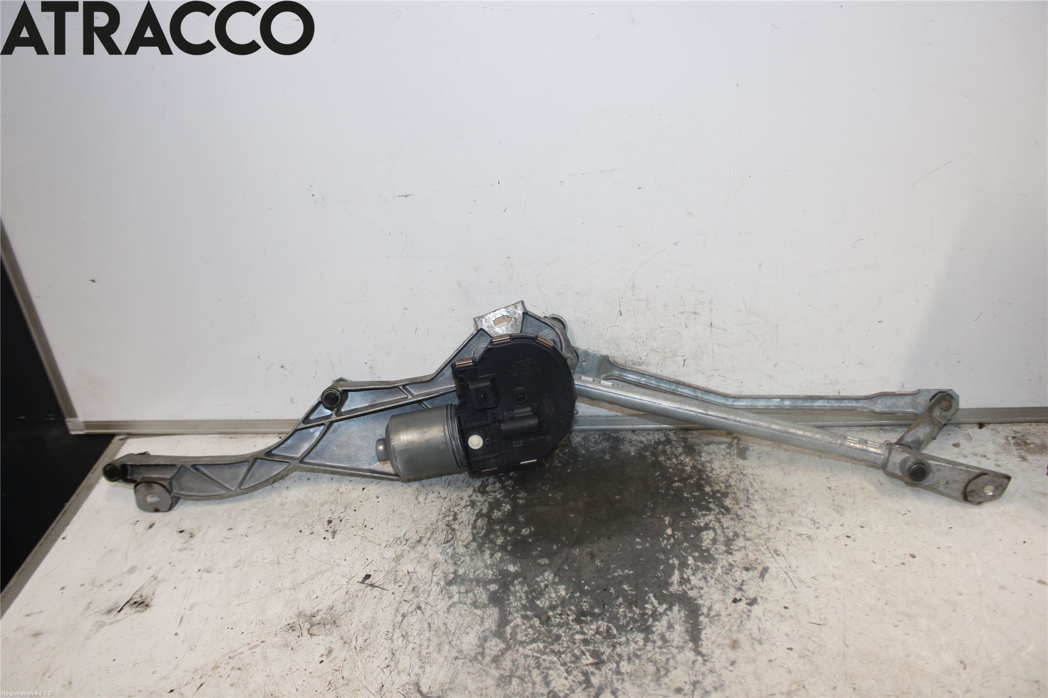 Mercedes-Benz MB CLS (C219) 03-11 Viskermotor Frontrute