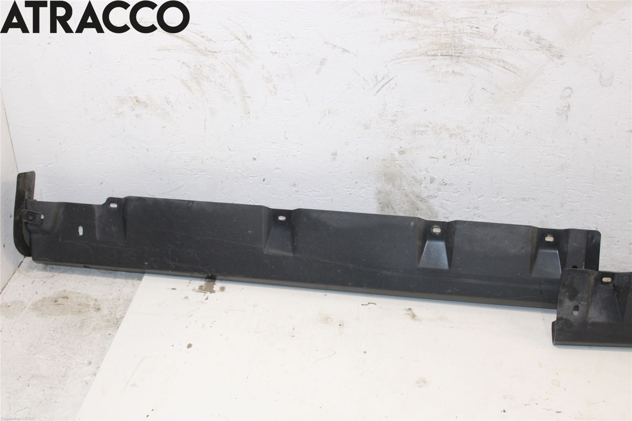 Ford TRANSIT/TOURNEO CONNECT 13-22 Kanalskjørt Venstre