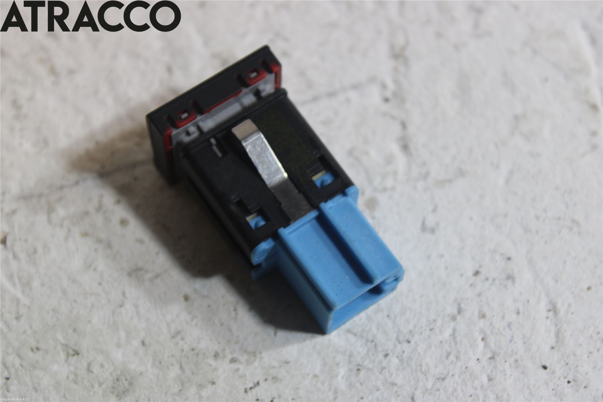 Volkswagen VW POLO 10-17 Bryter Varsel (Nødblink)