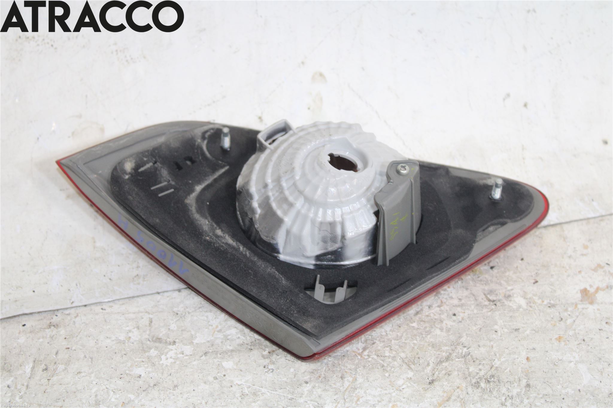 Toyota COROLLA 08-12 Baklykt Høyre  På Luke(Indre)