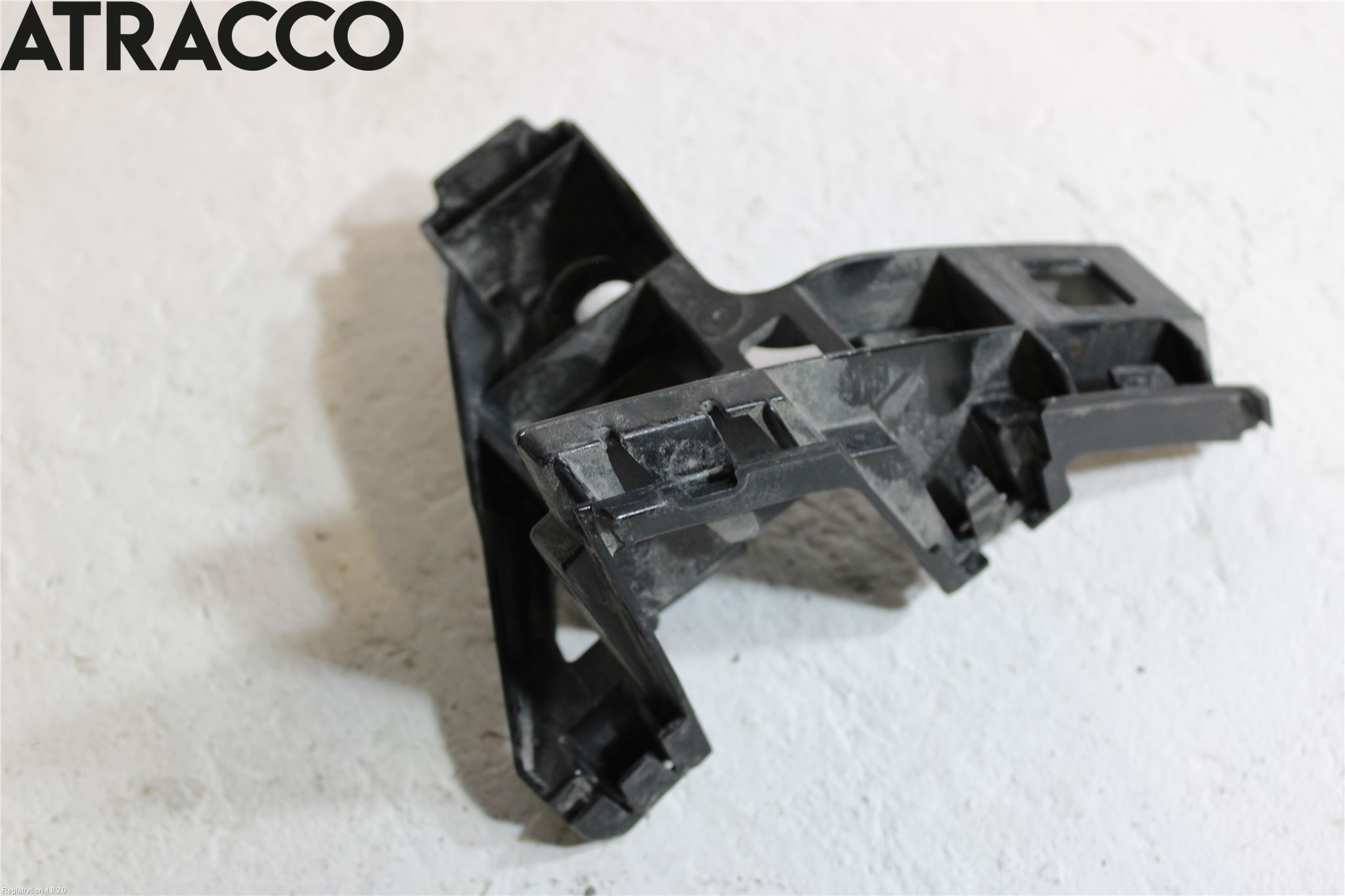 Volkswagen VW GOLF / E-GOLF VII 13-20 Støtfanger Bak Feste