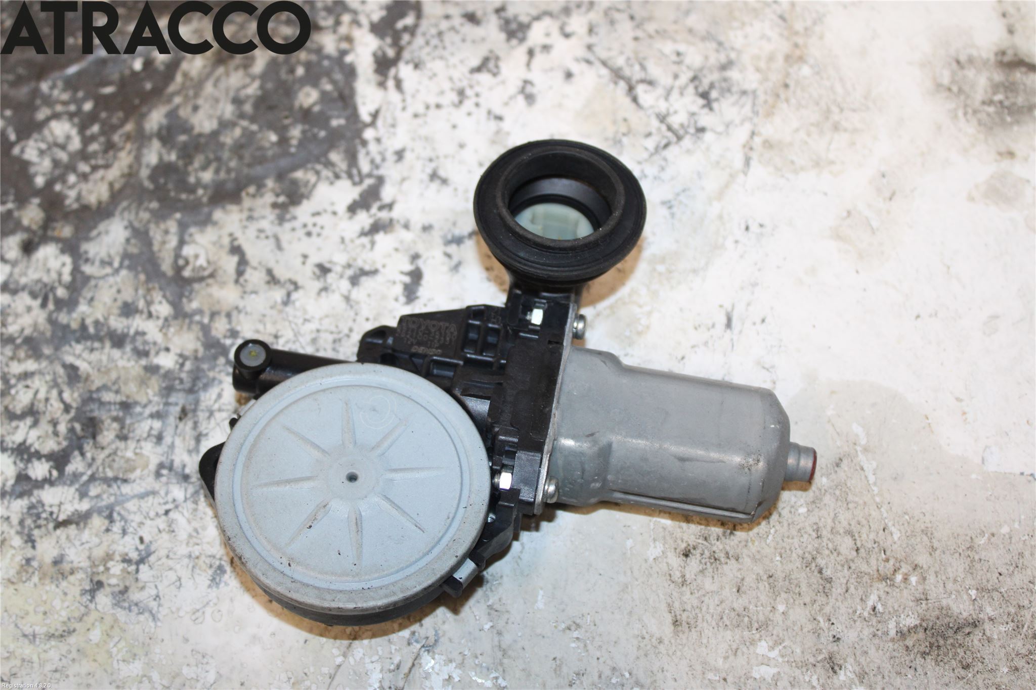 Toyota URBAN CRUISER Vindusheismotor