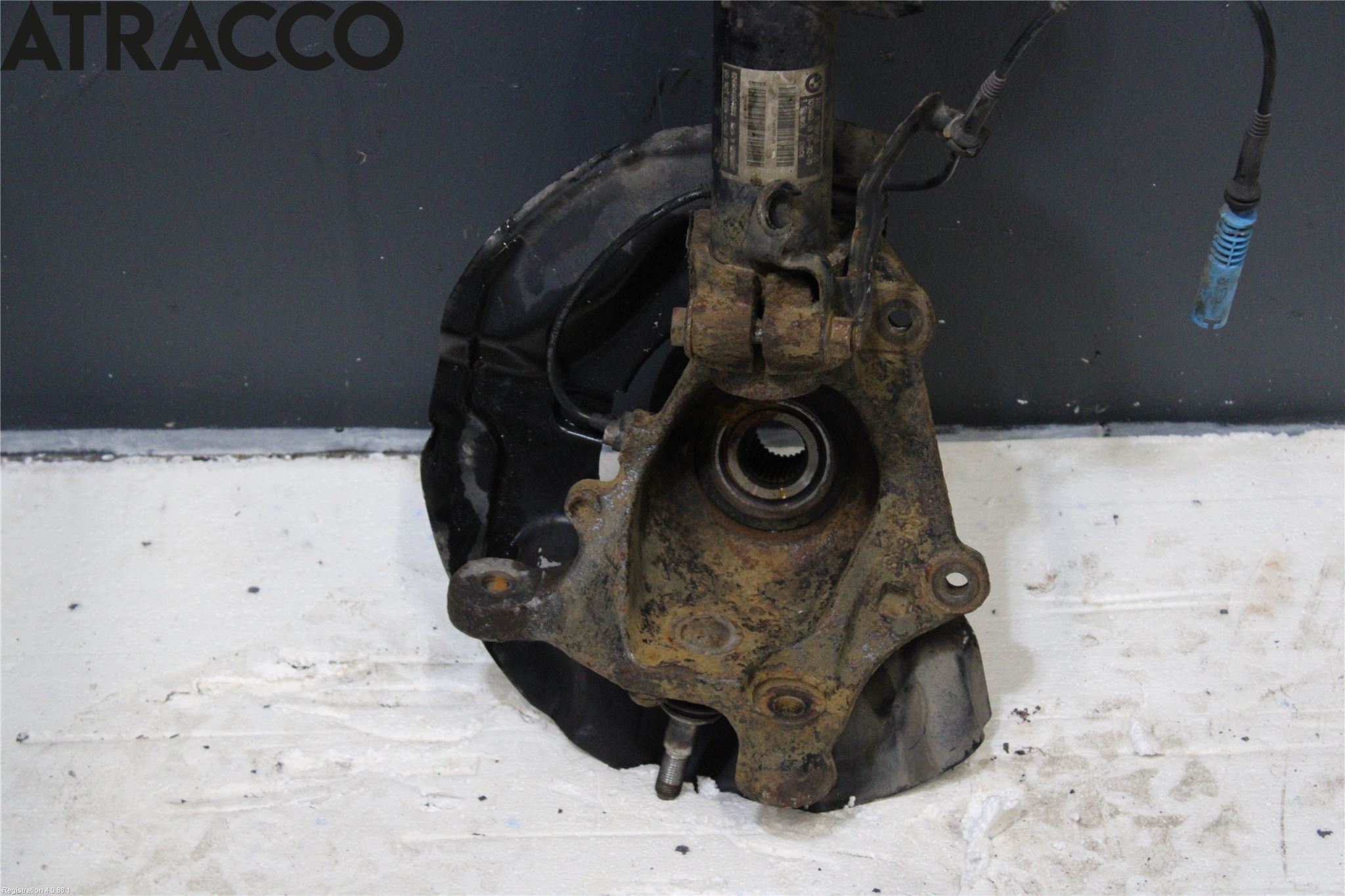 BMW 5 E60/61 Sed/Tou 02-10 Fjærbein Foran Høyre