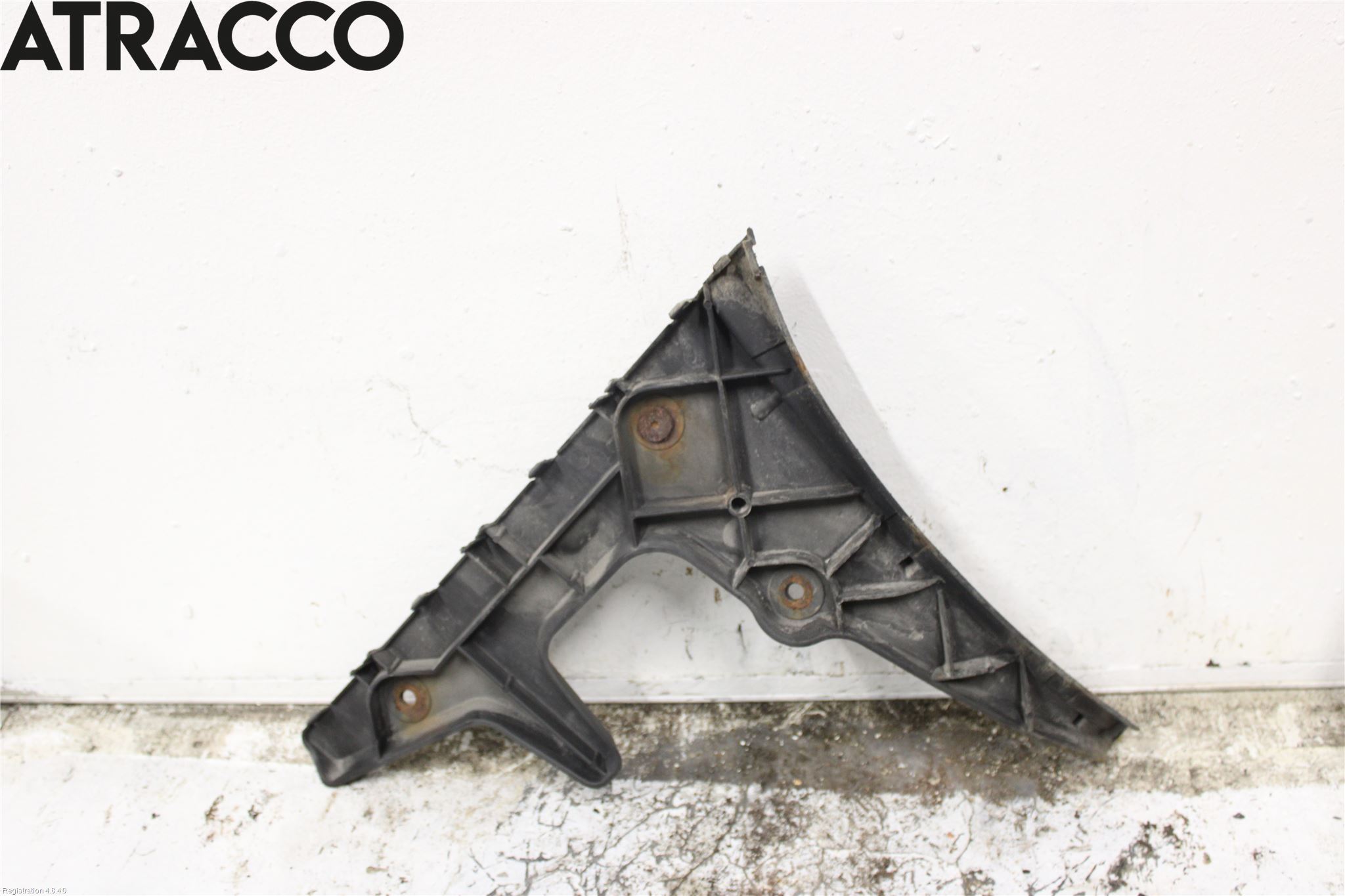 Audi A6/S6     05-11 Støtfangerfeste Bak Høyre