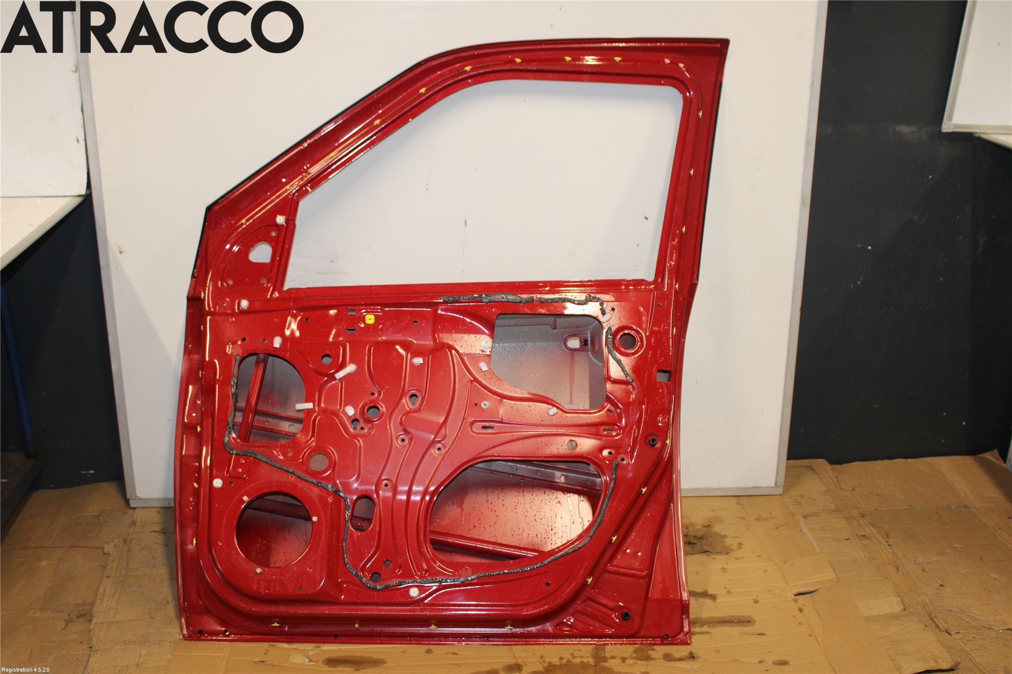 Suzuki SWIFT 05-10 Dør 4D Foran Høyre