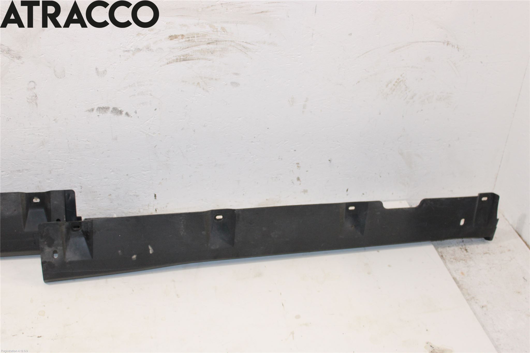 Ford TRANSIT/TOURNEO CONNECT 13-22 Kanalskjørt Venstre