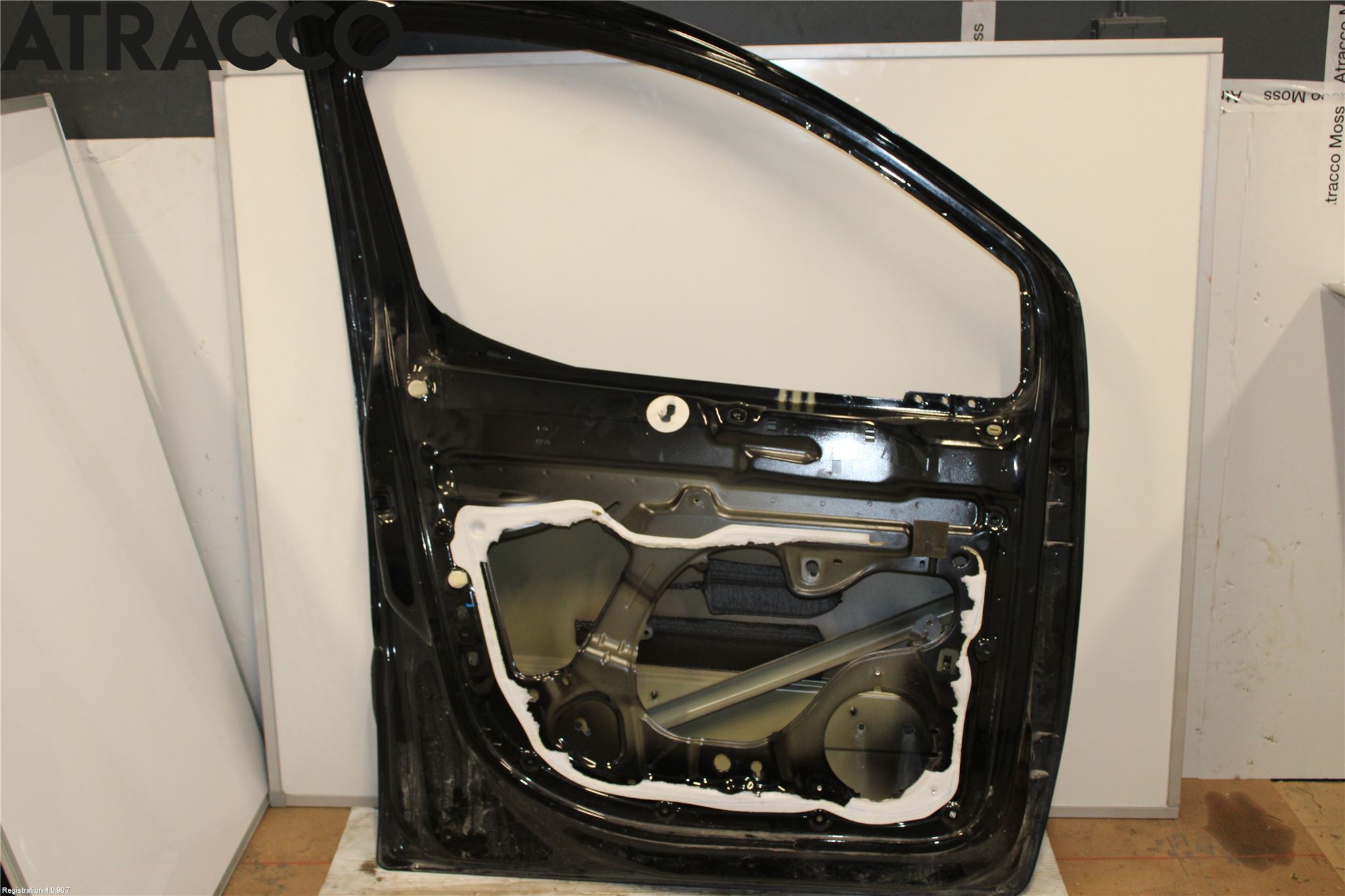 Citroen BERLINGO 08-18 Dør 4D Foran Venstre