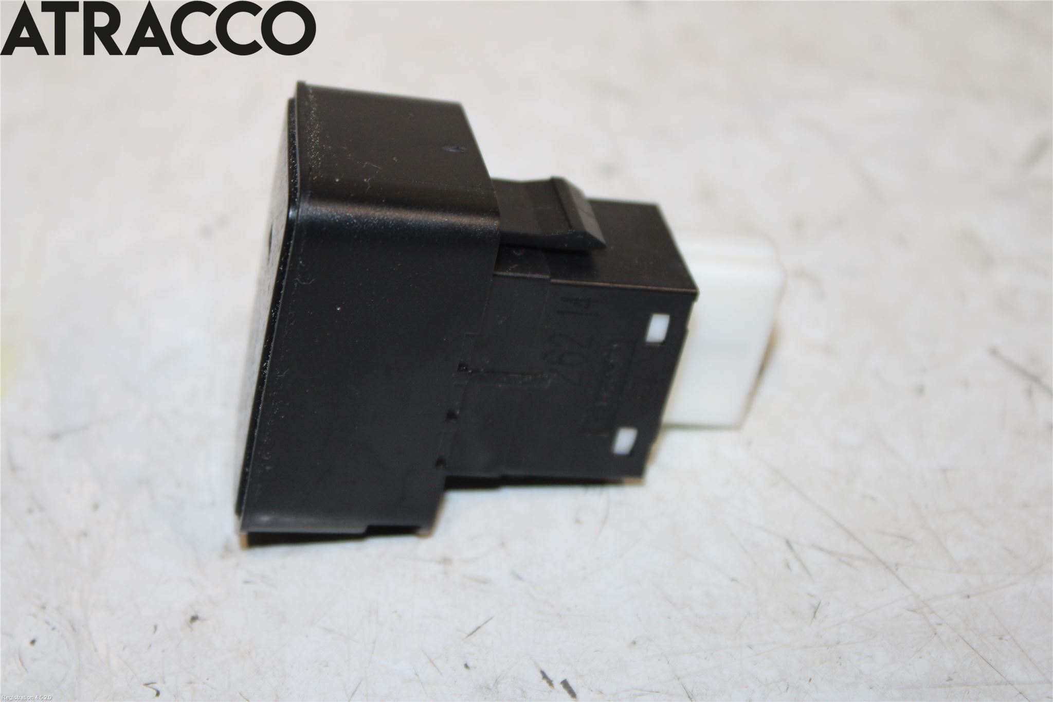 Toyota AURIS 13-19 Bryter Parkeringsbrems