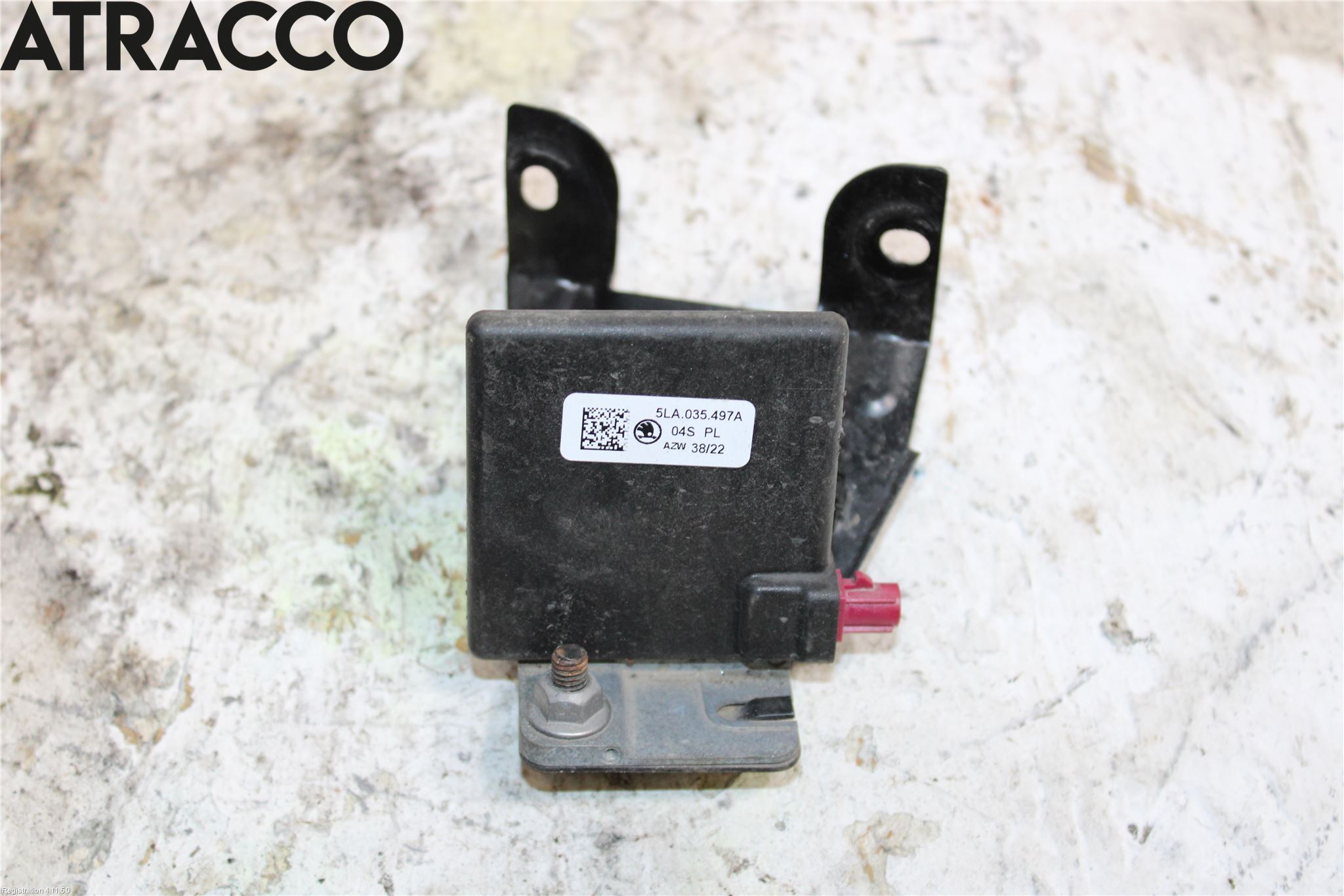 Skoda ENYAQ iV 21- Antenn El