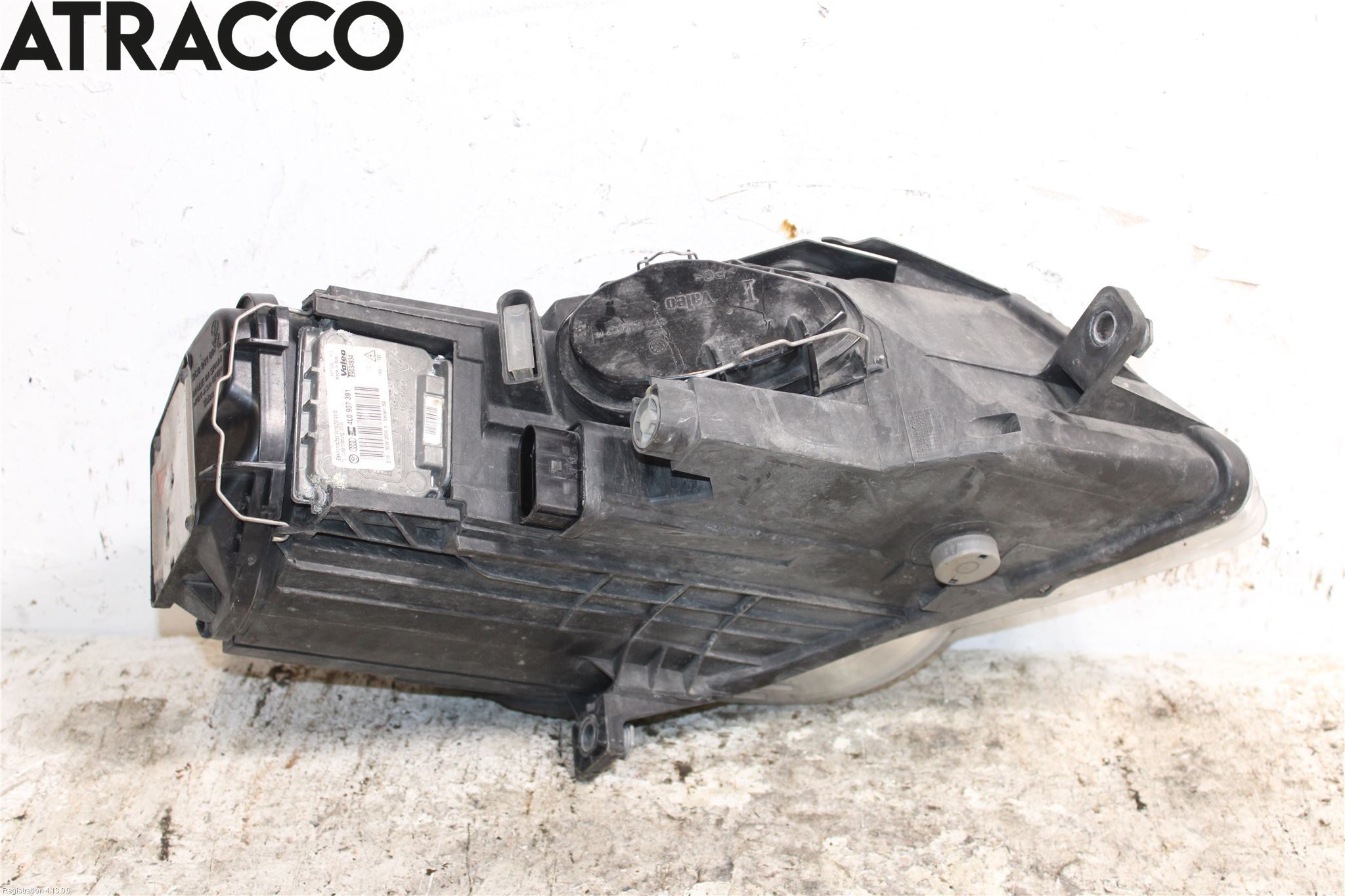 Volkswagen VW PASSAT 05-11 Frontlykt Venstre
