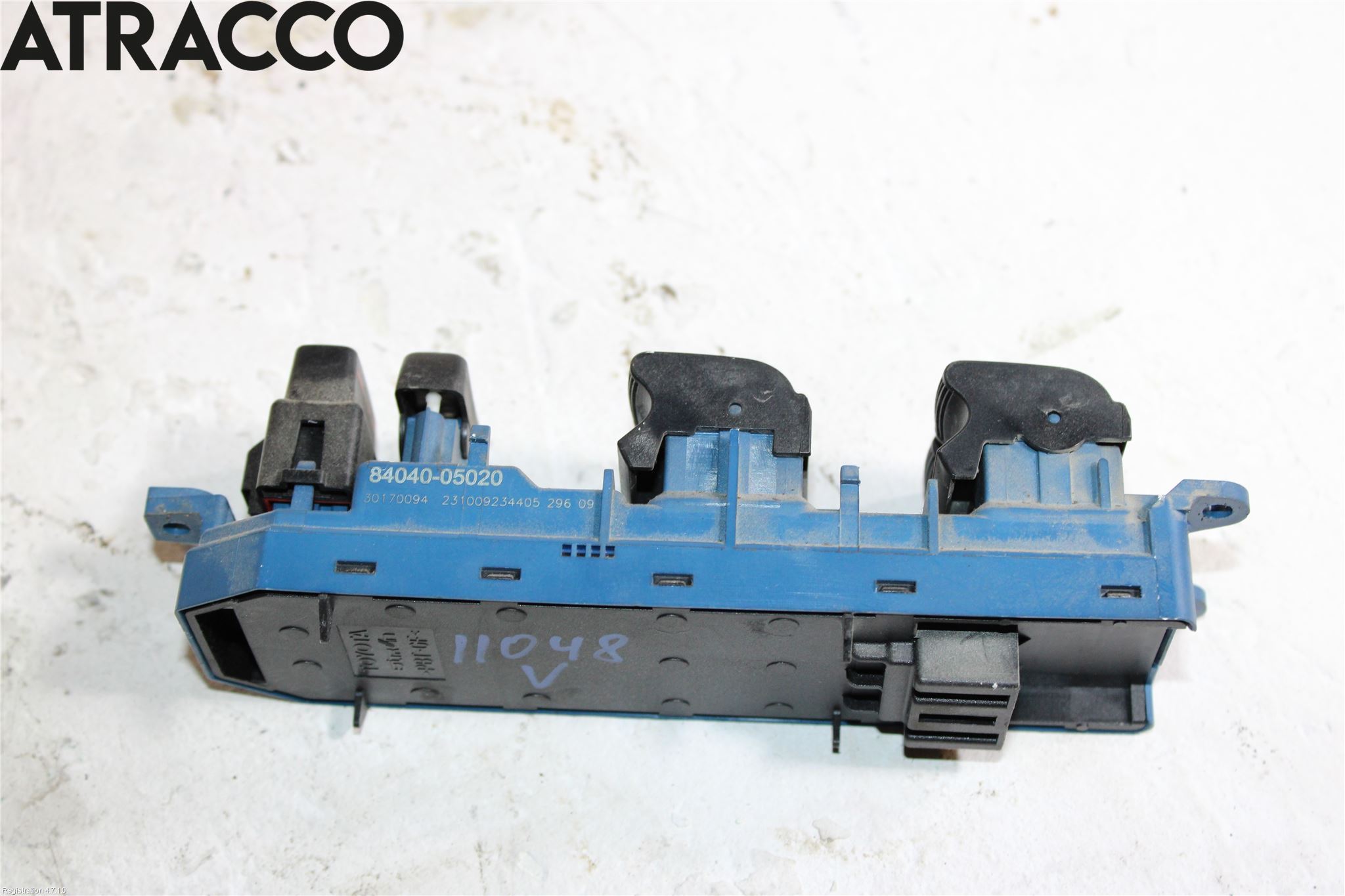 Toyota AVENSIS 09-15 Bryter Vindusheis