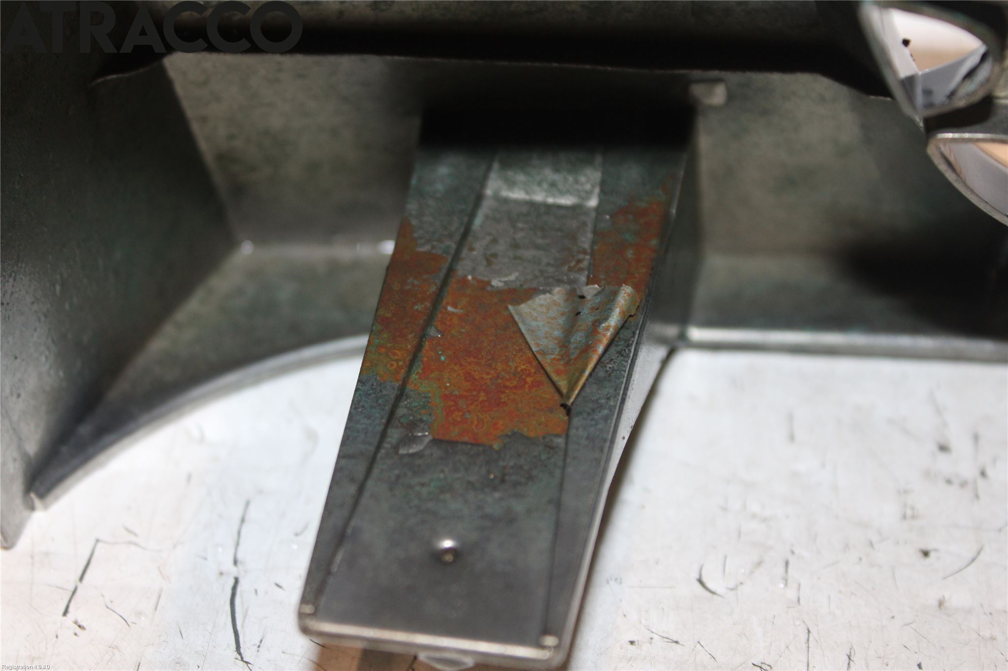 Nissan NAVARA 98-05 Grill Komplett