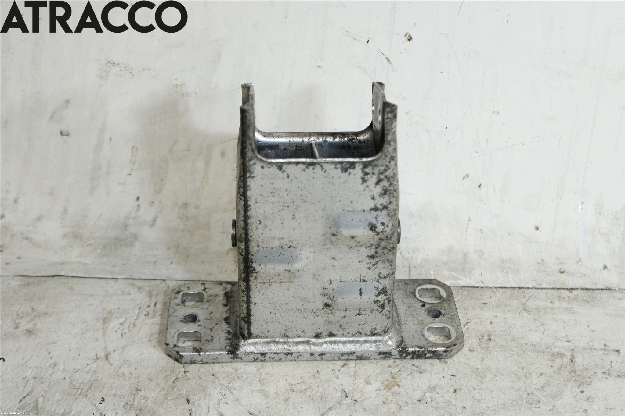 BMW 5 E60/61 Sed/Tou 02-10 Støtfanger Foran Bjelke