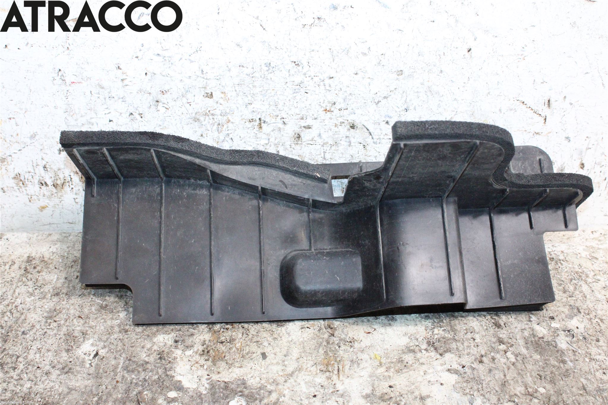 Hyundai IONIQ AE 17-22 Luftstyring Front
