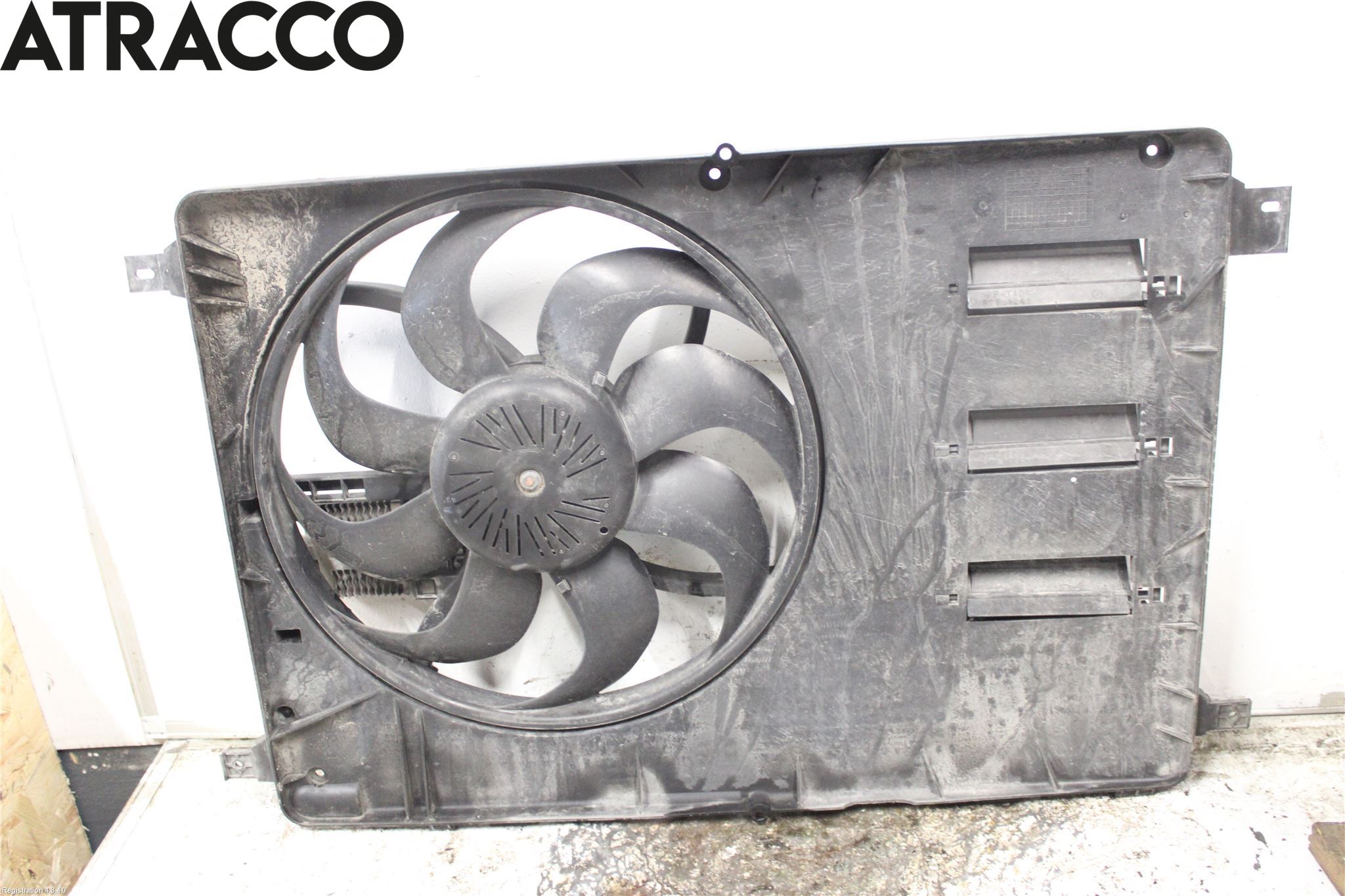 Volvo V40 12-19 Kjølevifte Elektrisk