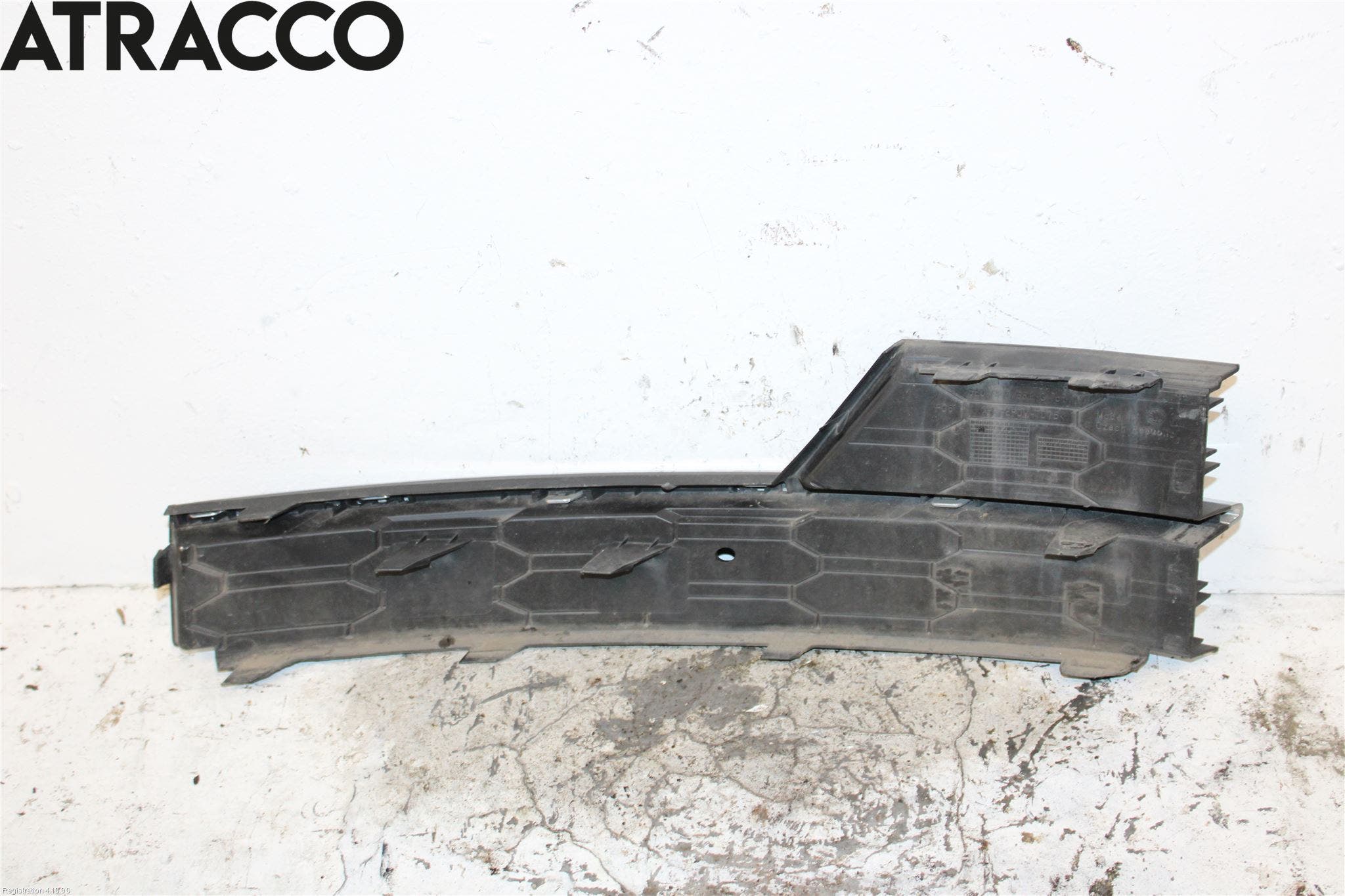 Skoda OCTAVIA (5E) 13-20 Grilldel Venstre