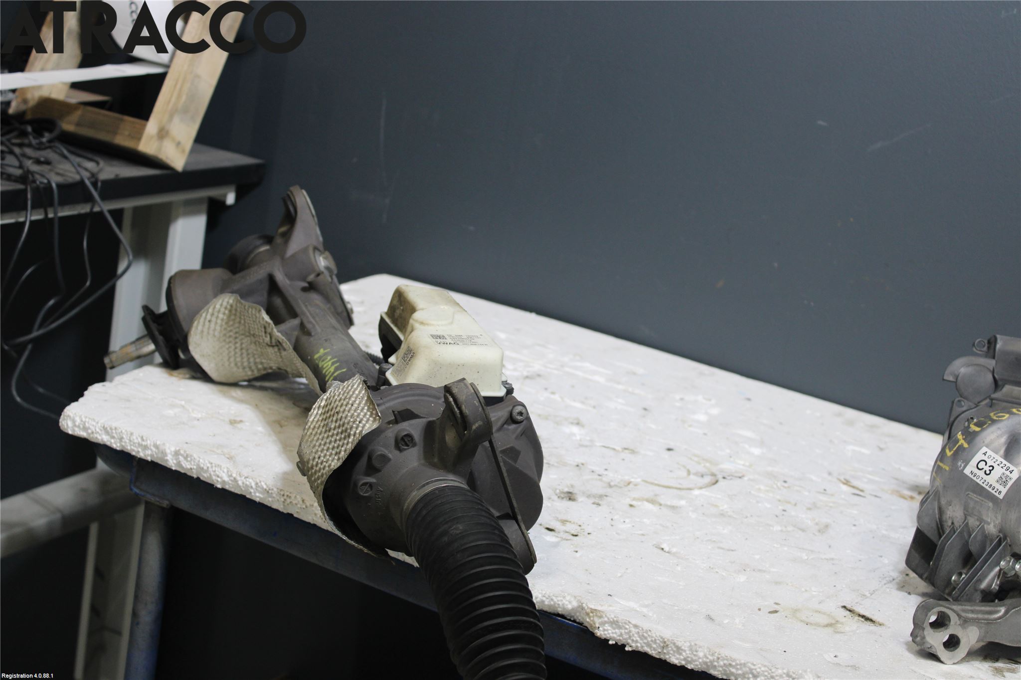 Volkswagen VW PASSAT 11-14 Snekke - Tannstang