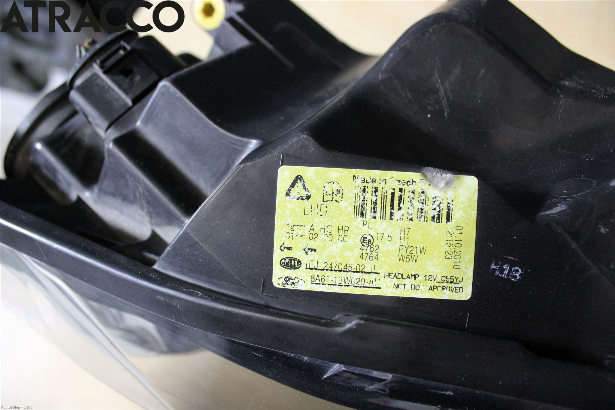 Ford FIESTA 09-12 Frontlykt Høyre