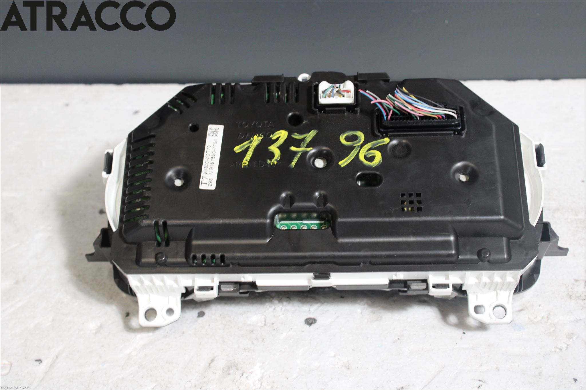 Toyota YARIS XP130 12-14 Instr Speedometer