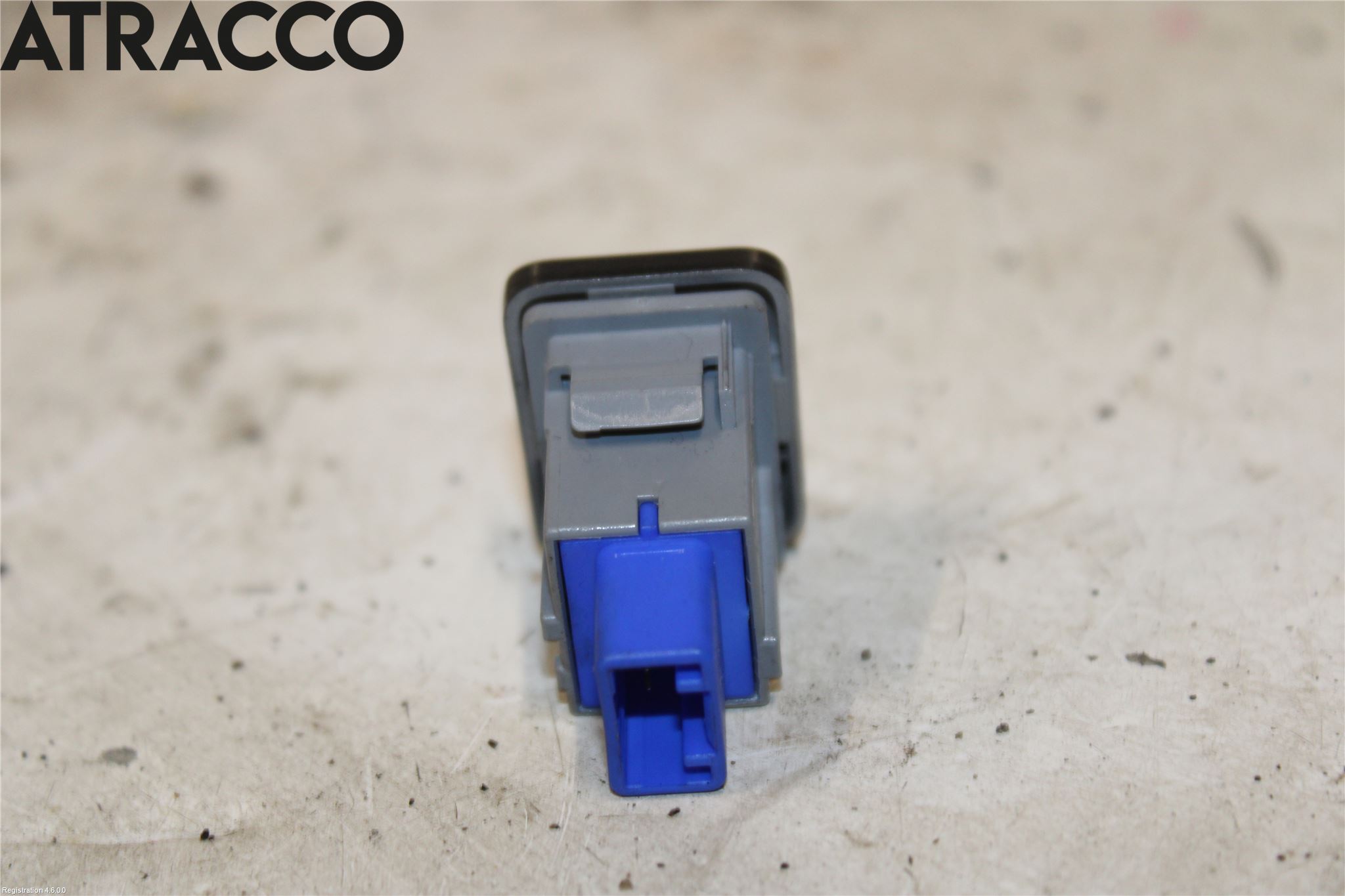 Toyota AURIS 13-19 Bryter Varsel (Nødblink)