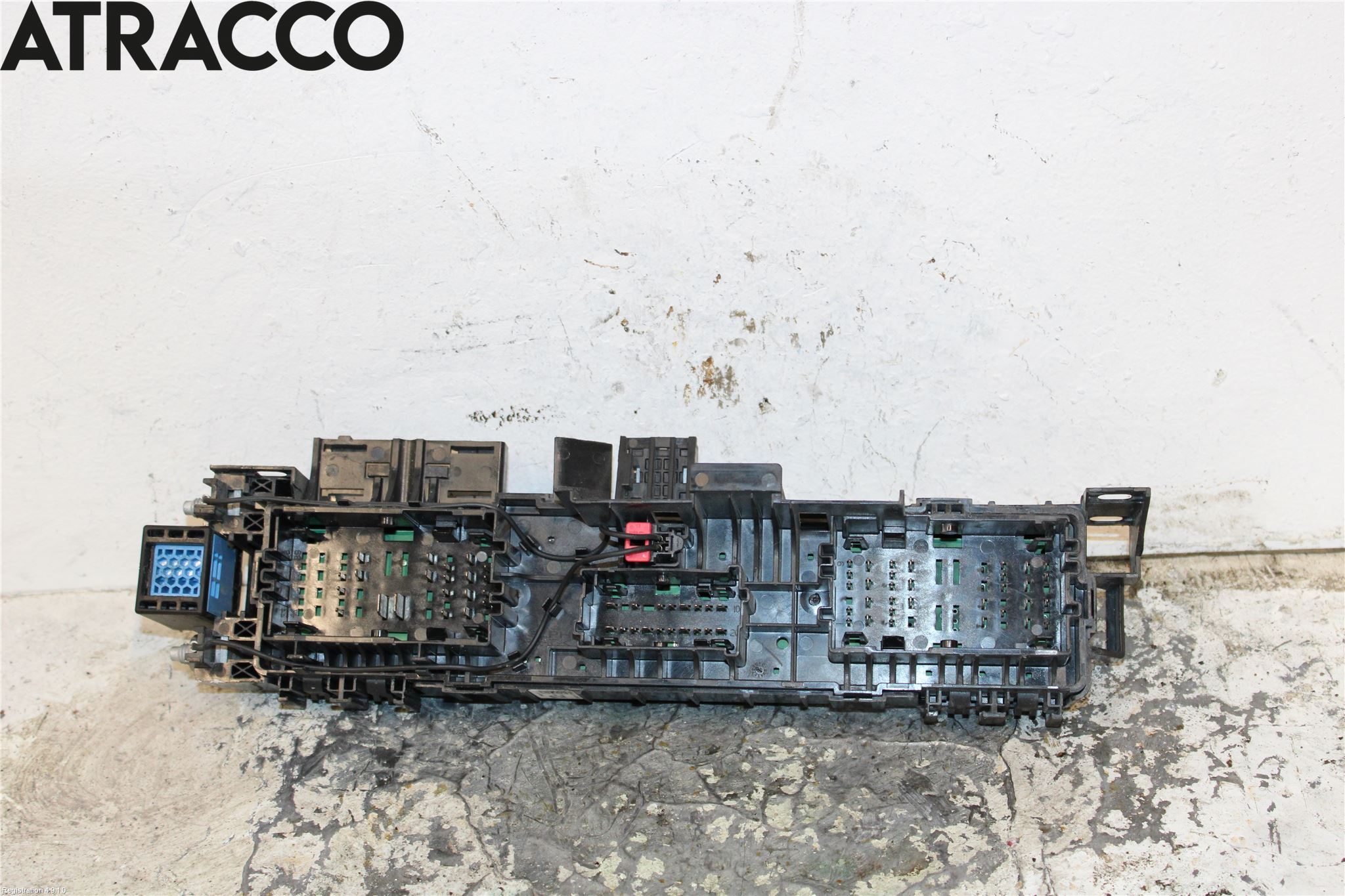 Tesla MODEL X 16- Sikringsboks - Elsentral