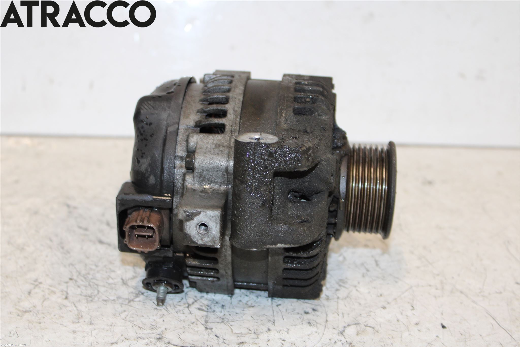 Toyota AVENSIS 09-15 Dynamo