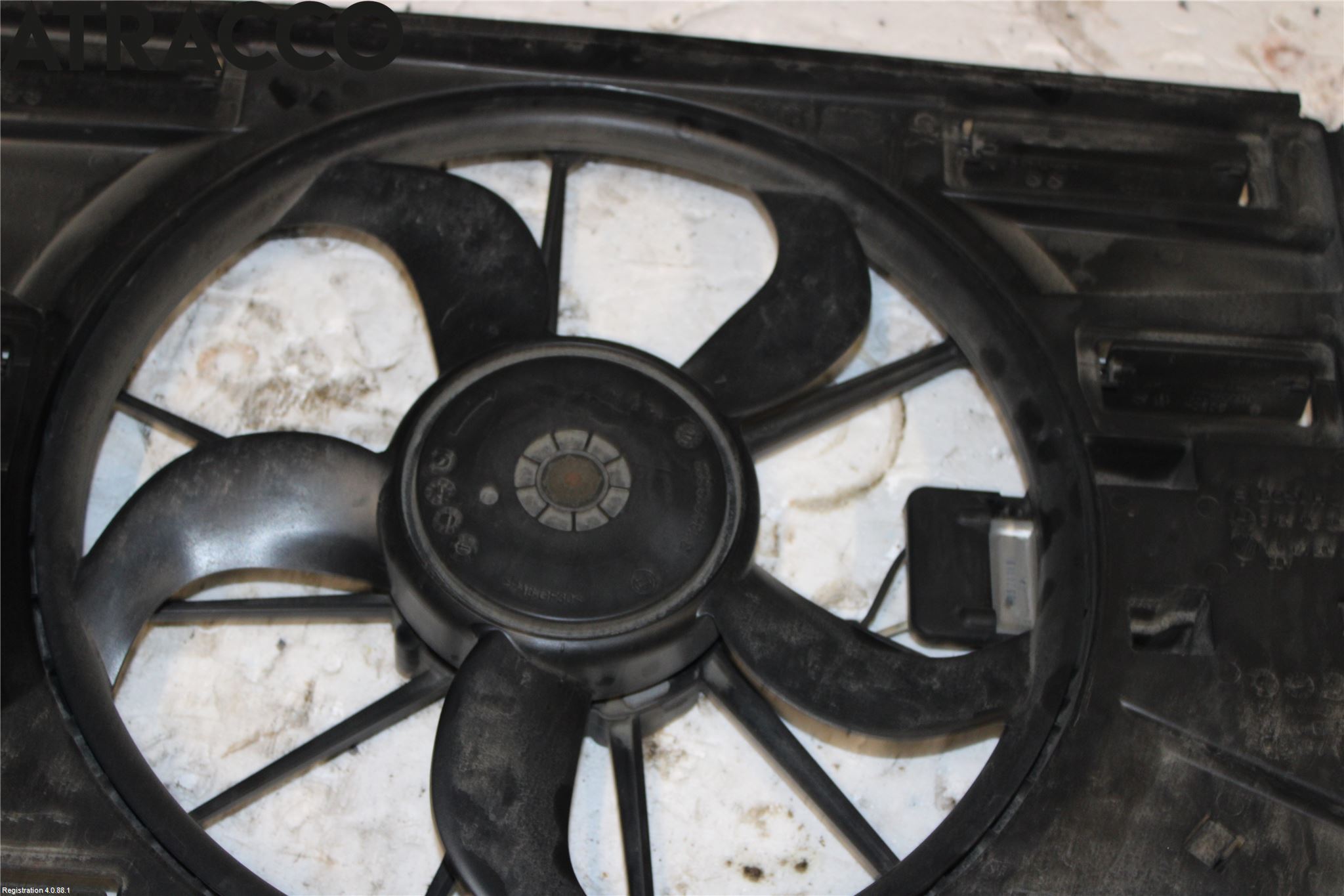 Volkswagen VW GOLF VI 09-13 Kjølevifte Elektrisk