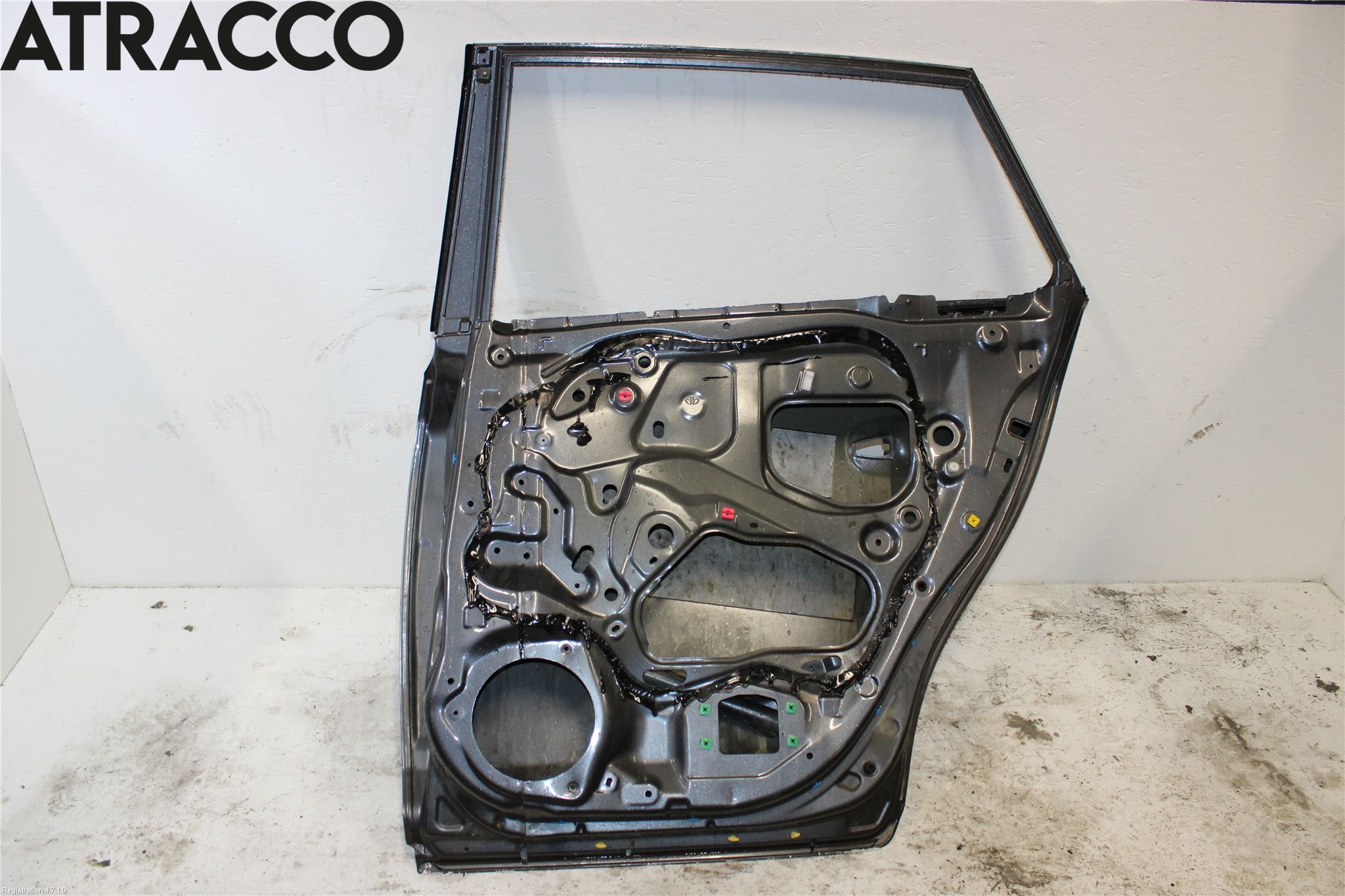 Toyota AVENSIS 09-15 Dør 4D Bak Høyre