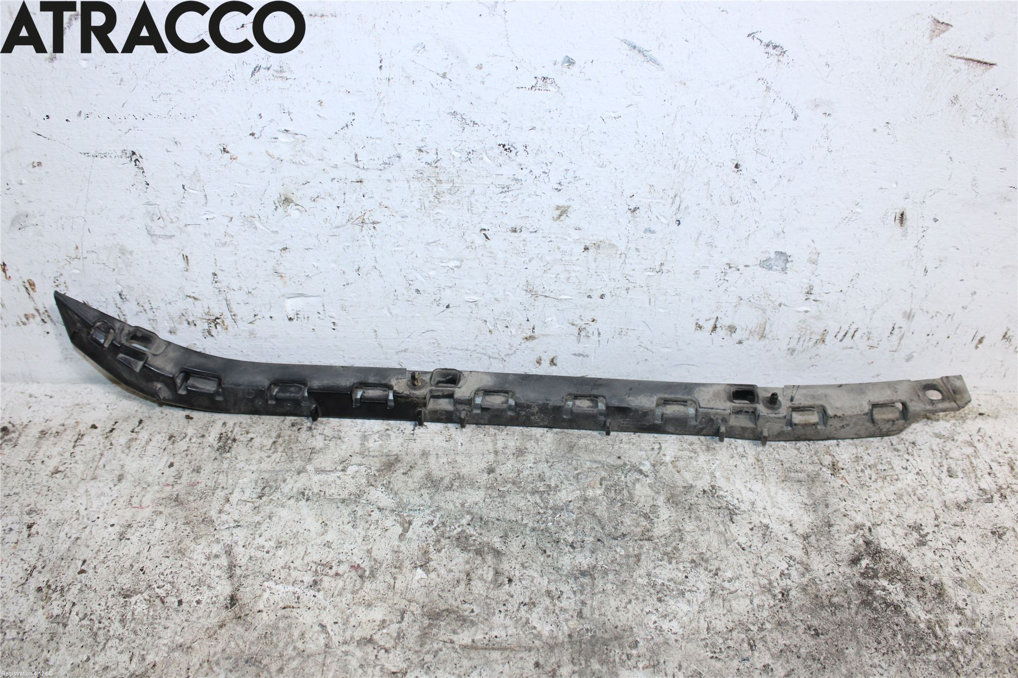 Mercedes-Benz MB E-KLASS (W212) 09-16 Støtfanger Bak Feste