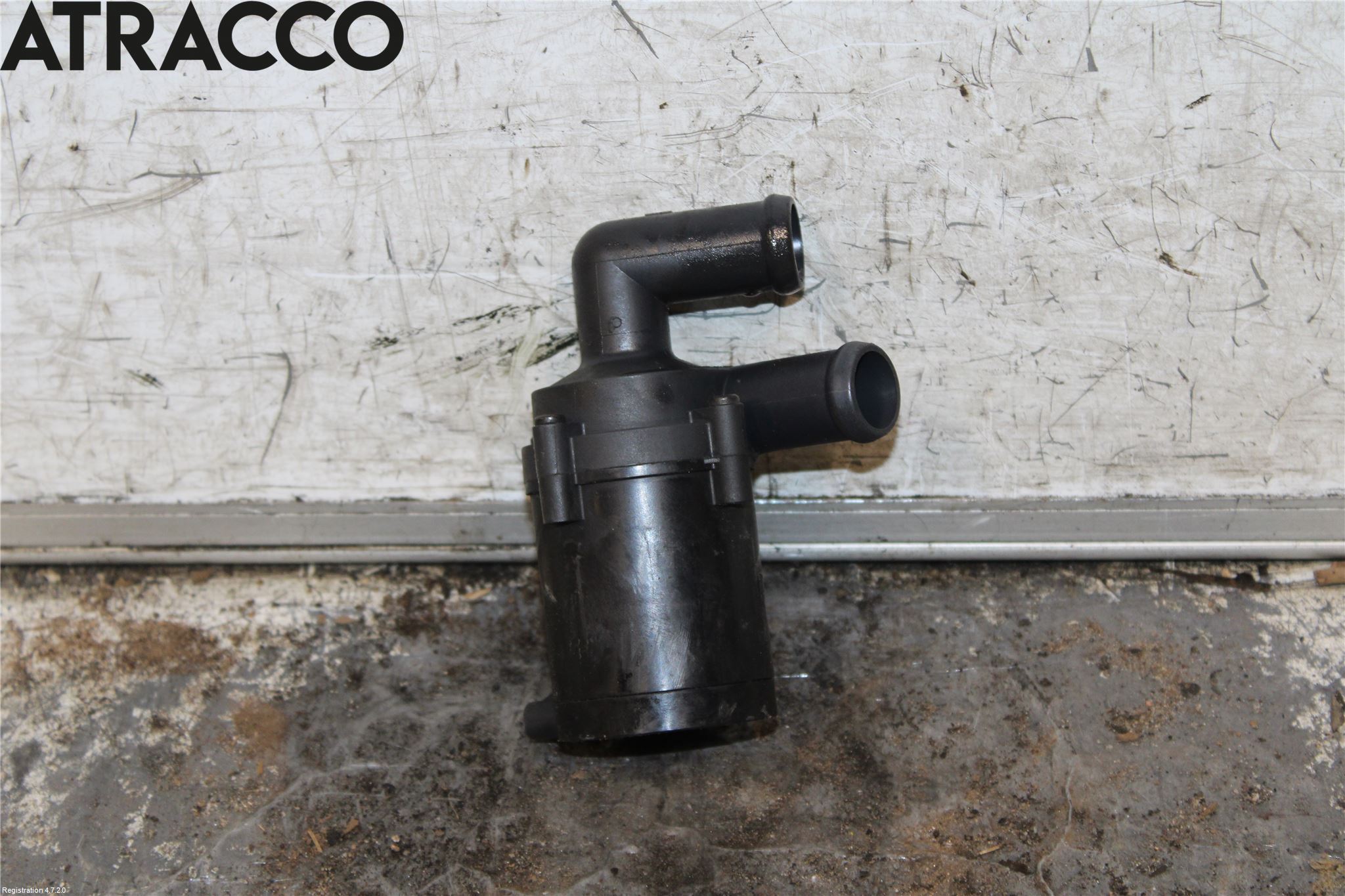 Volkswagen VW CADDY 11-15 Vannpumpe