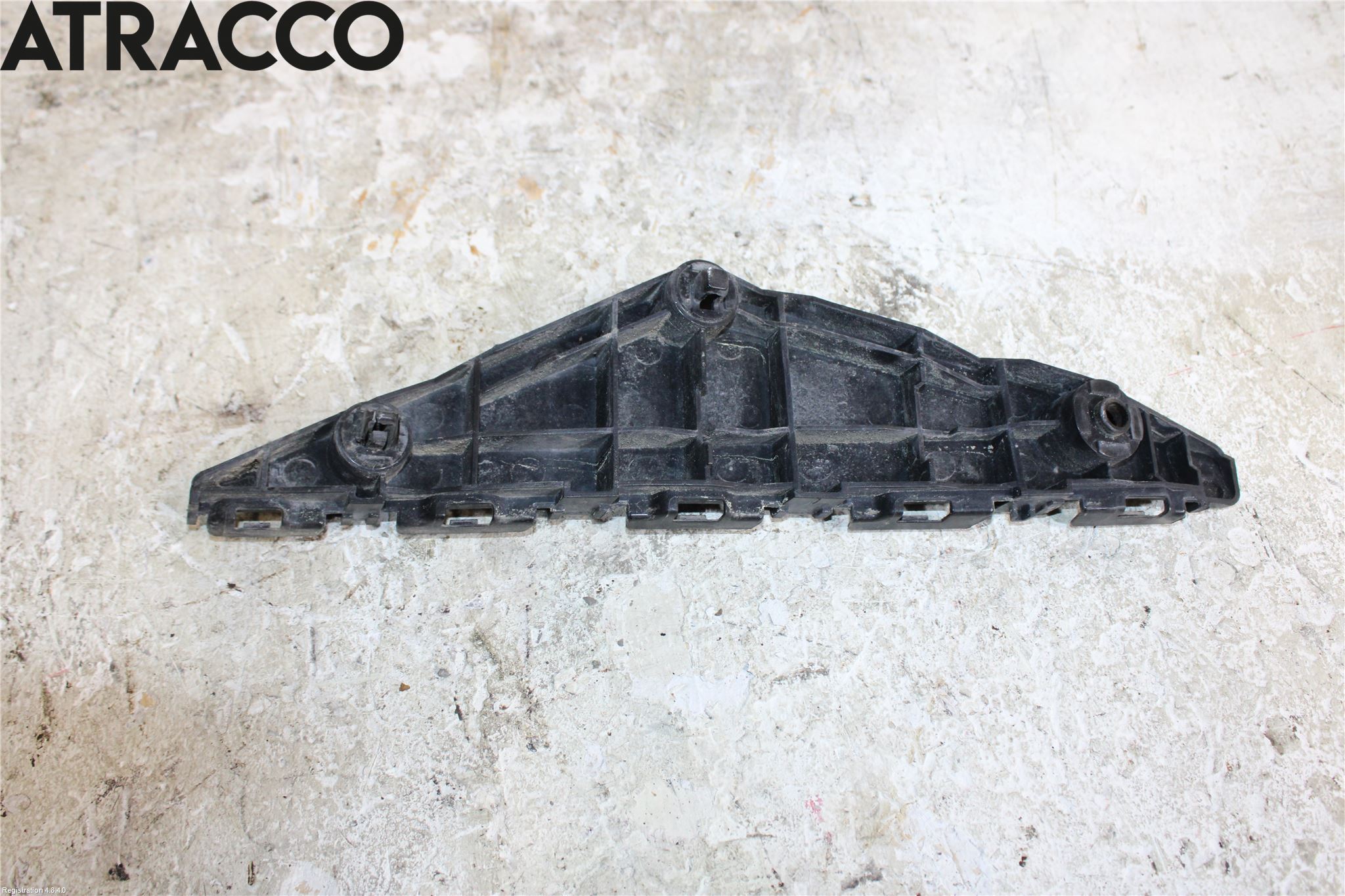 Toyota AVENSIS 09-15 Støtfangerfeste Foran Høyre