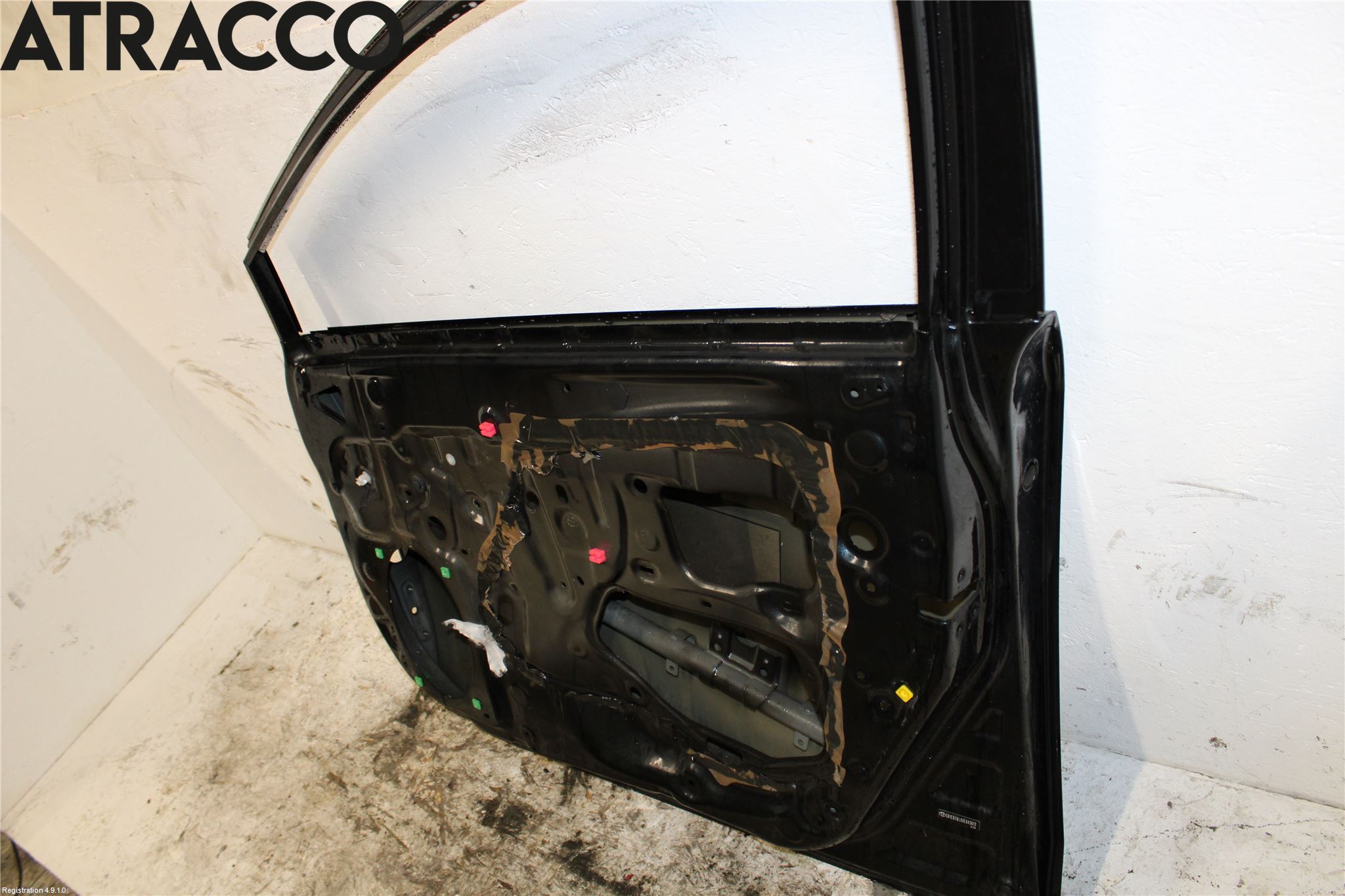 Toyota AVENSIS 09-15 Dør 4D Foran Høyre