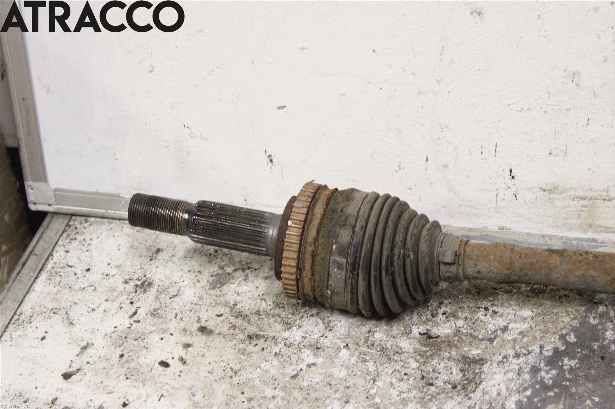 Toyota URBAN CRUISER Drivaksel Bak Kompl Høyre