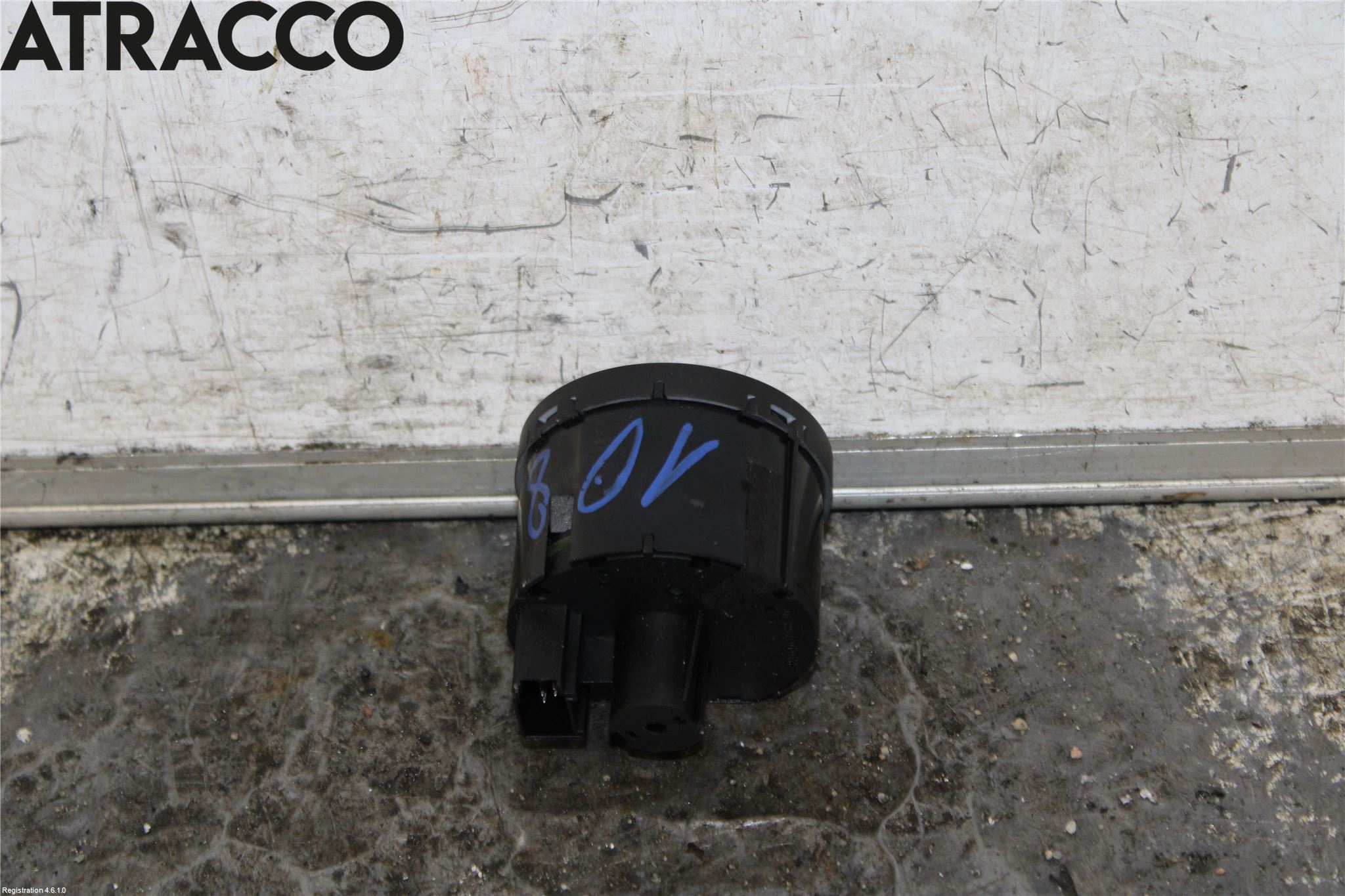 Volkswagen VW GOLF VI 09-13 Bryter Hovedlys