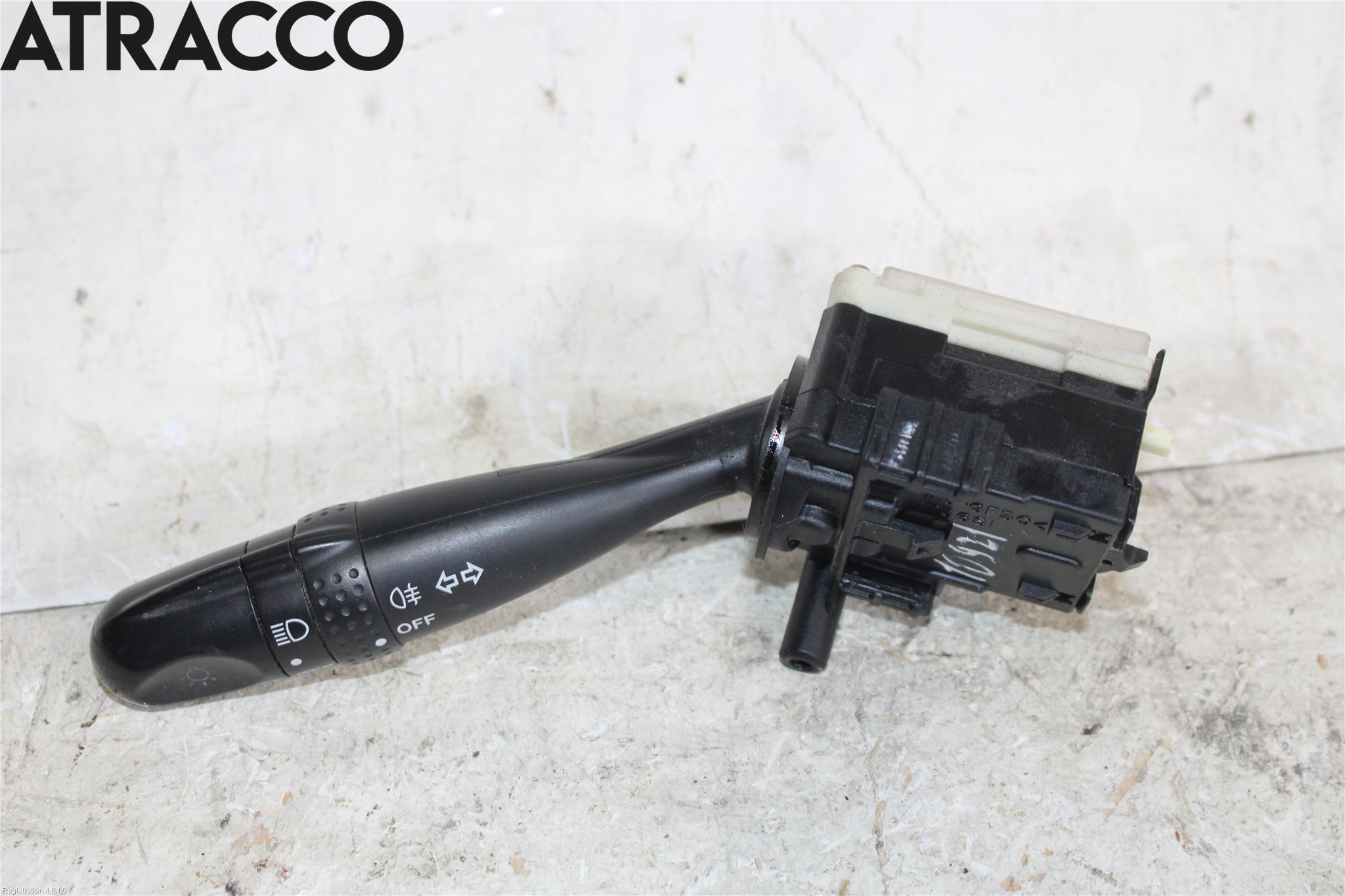 Toyota YARIS P1 03-05 Bryter Ratt Blinklys - Lys