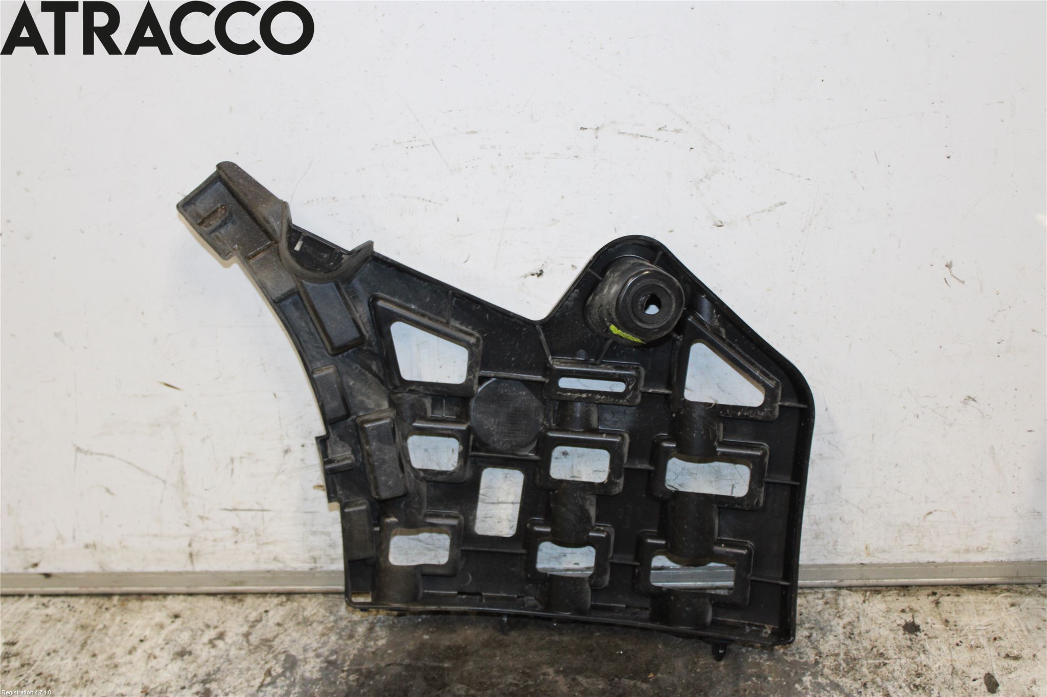 Peugeot 2008/E-2008 20- Støtfangerfeste Bak Venstre