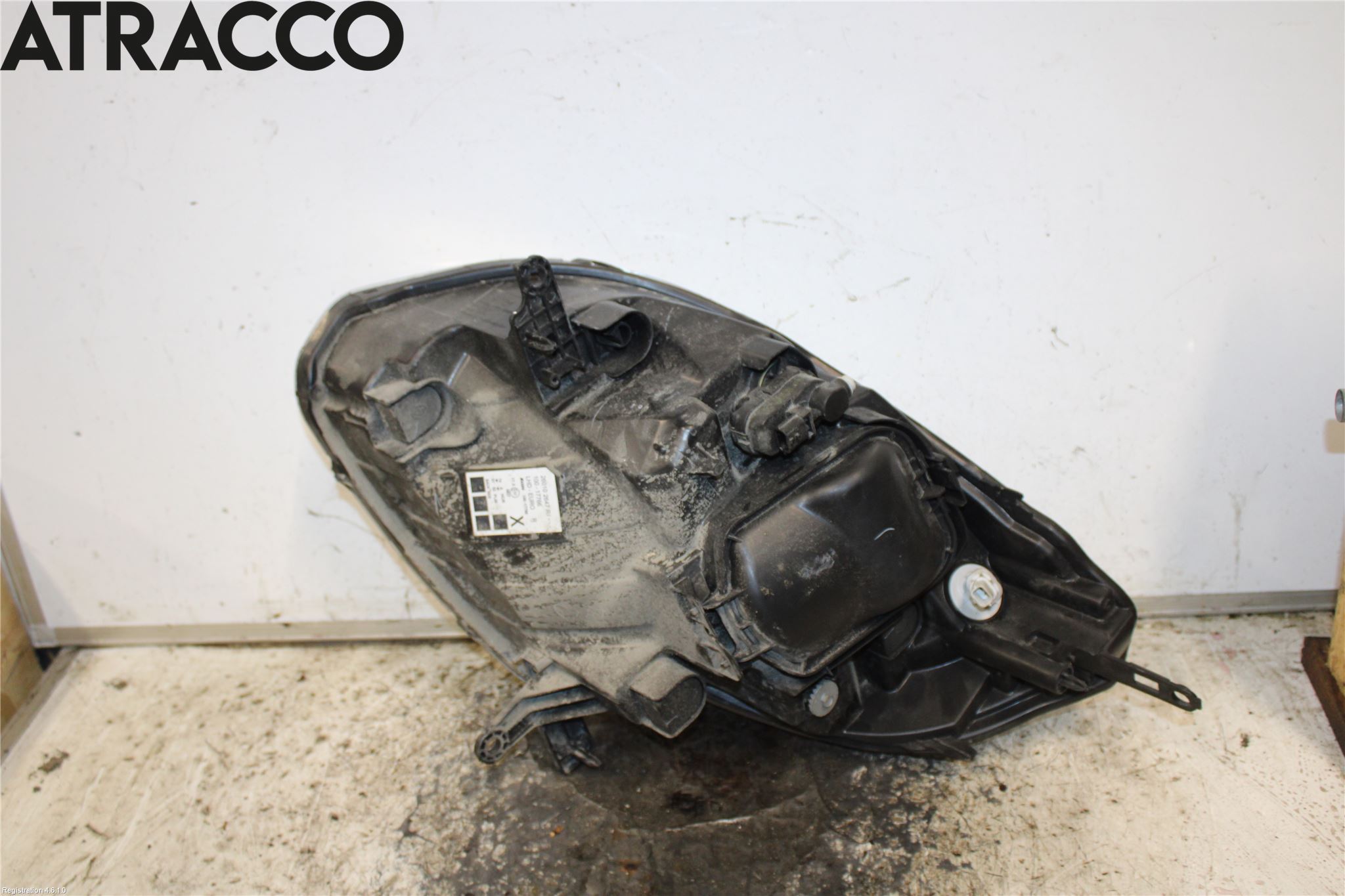 Nissan E-NV200/EVALIA Frontlykt Høyre