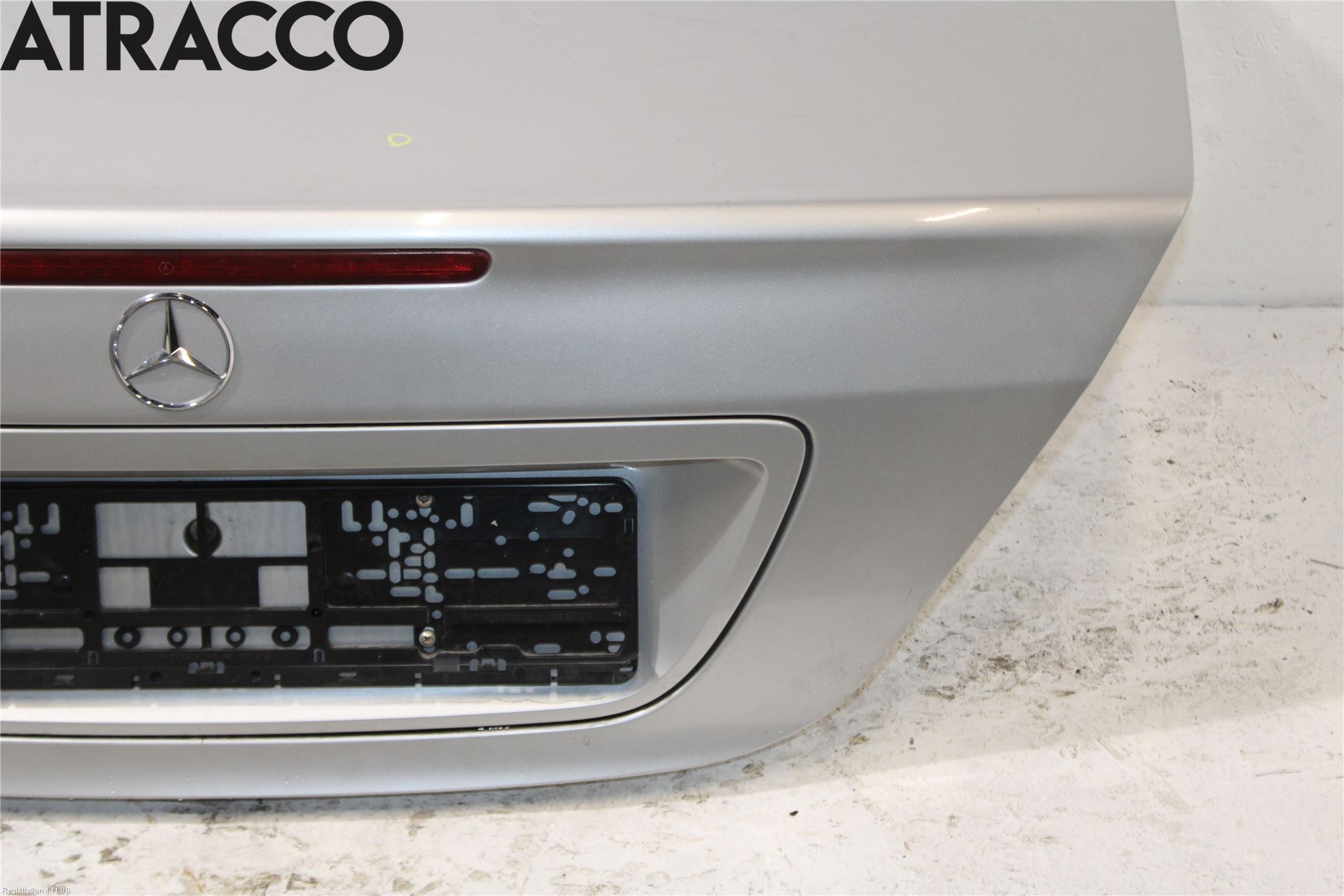 Mercedes-Benz MB C (203) 00-07 Bakluke Koffertlokk