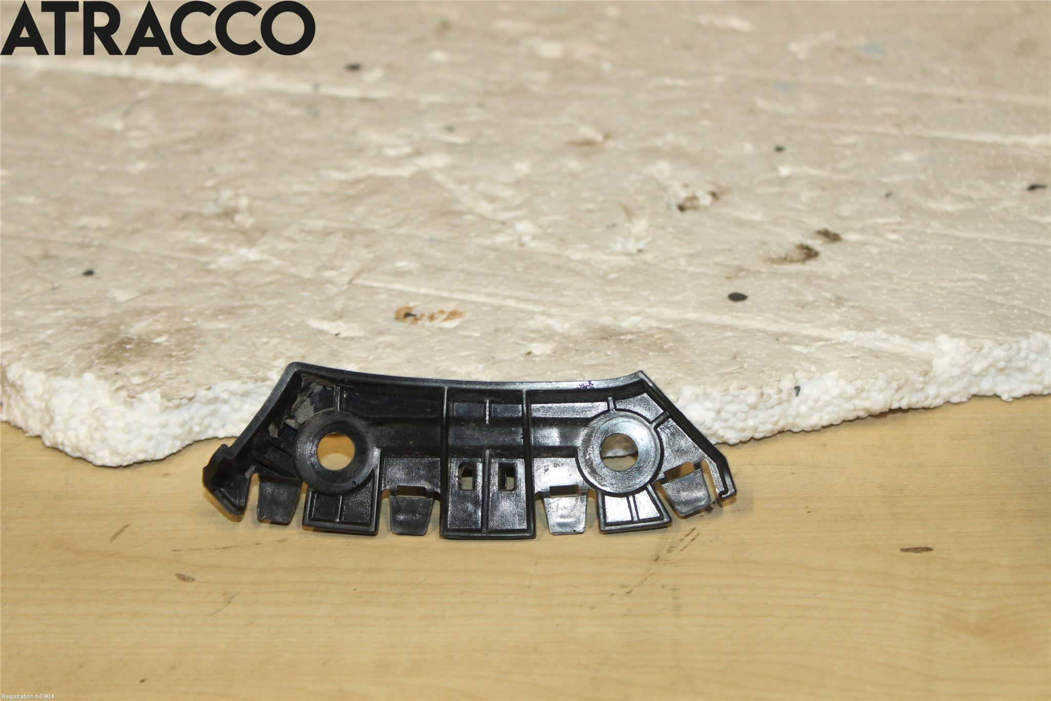 Skoda OCTAVIA (1Z) 05-13 Støtfangerfeste Foran Høyre